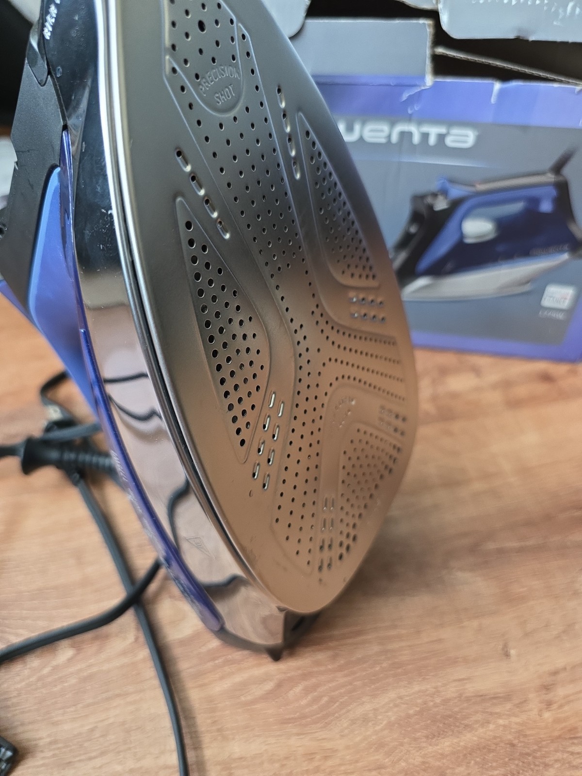 Rowenta Pro Steam Iron 1775W