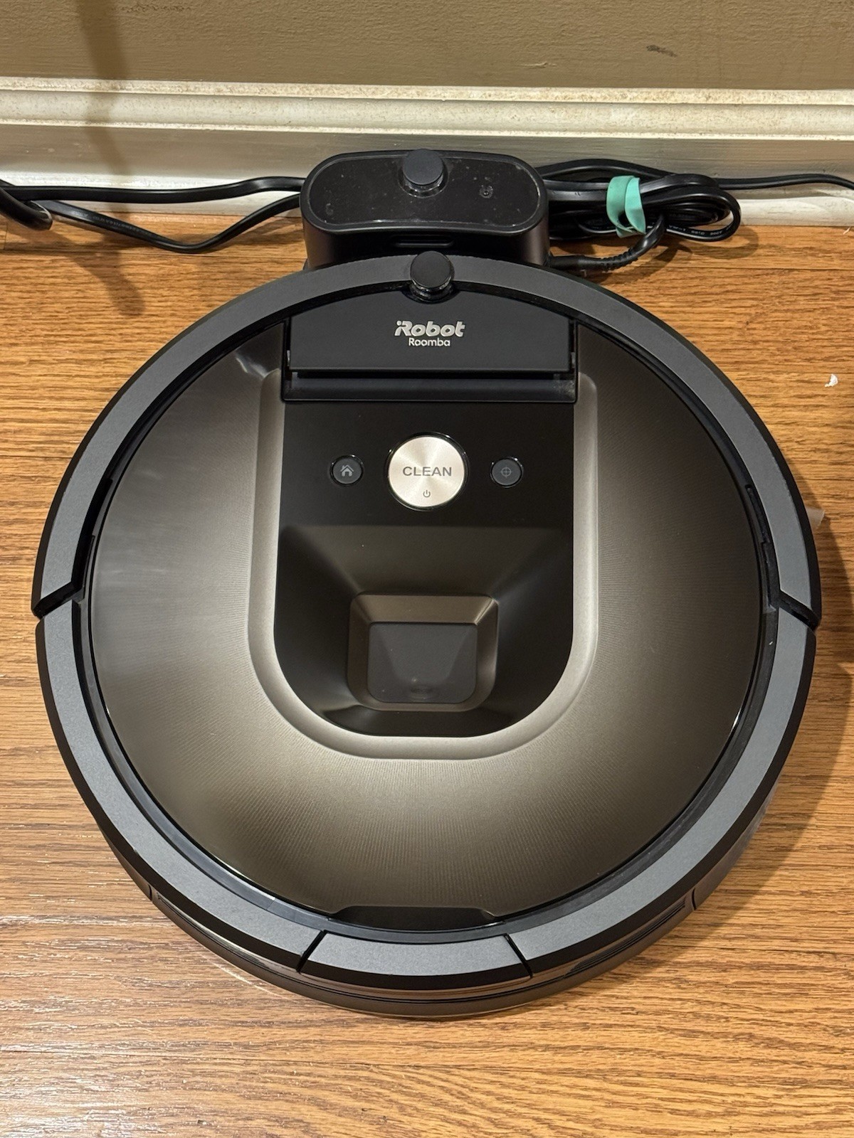 Renewed iRobot Roomba 980 Robot Vacuum – Outstanding Condition! Original Package