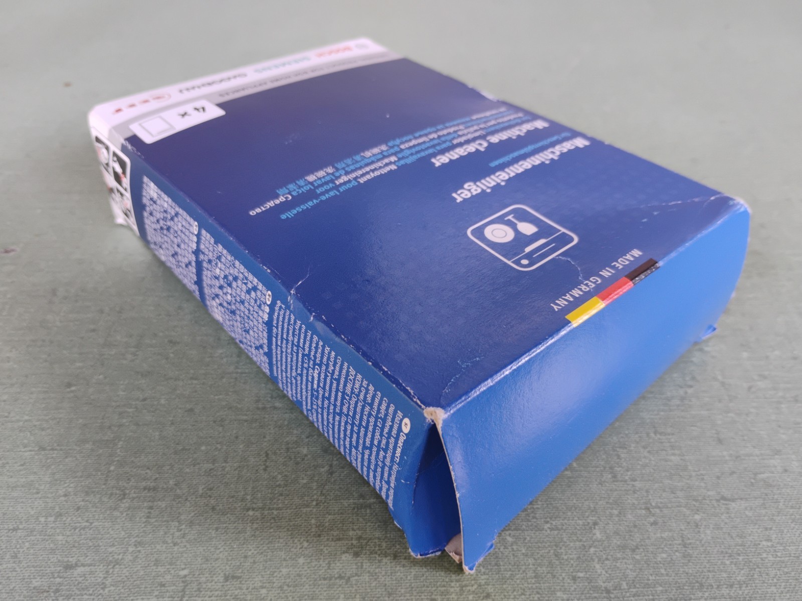 Bosch Dishwasher Machine Cleaner Descaler Degreaser 4-Pack 180g Damaged Box