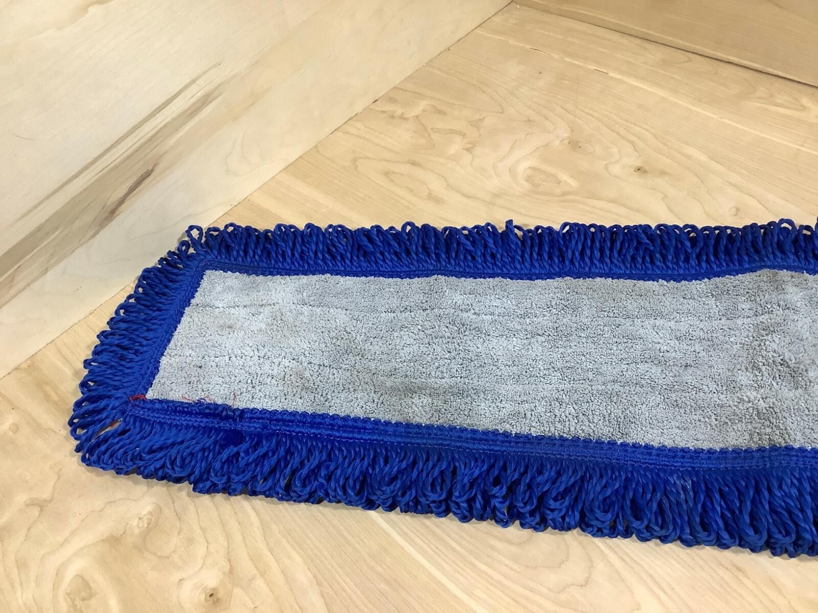 36″ Red Microfiber Dry Pocket Dust Mop with Canvas Back by MyXOHome Brand New