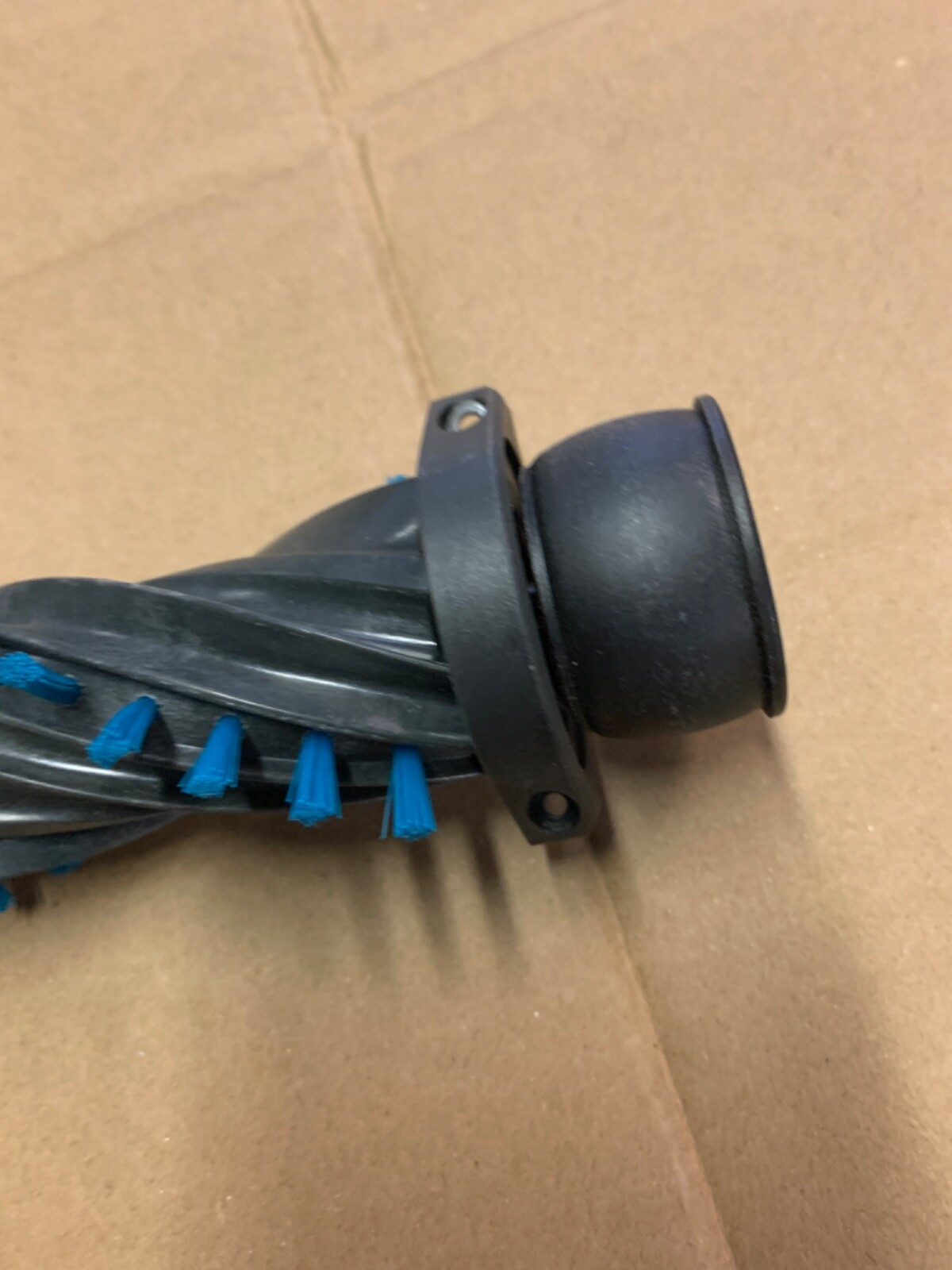 Kenmore bagless FeatherLite Vacuum DU1099 Brushroll Hair Eliminator 571027101