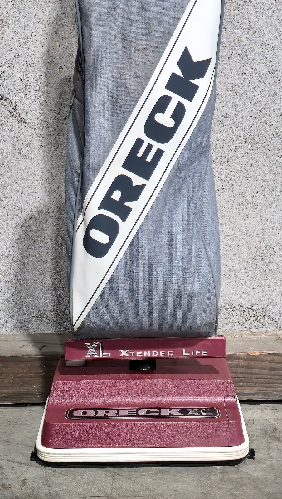 Oreck XL XL2400RS Upright Vacuum Cleaner Lightweight Working Extended Life
