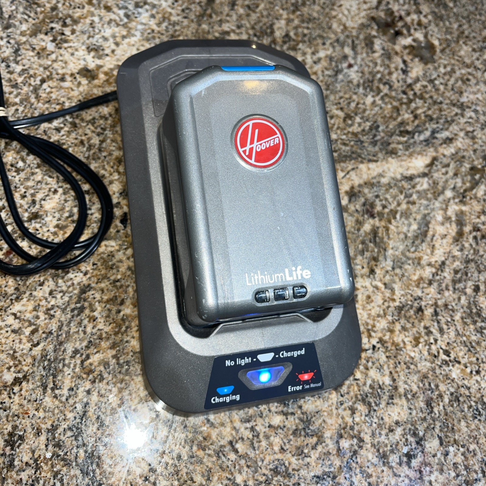 Hoover Charger & 20v Lithium Life Battery BH03120 BH03200 TESTED