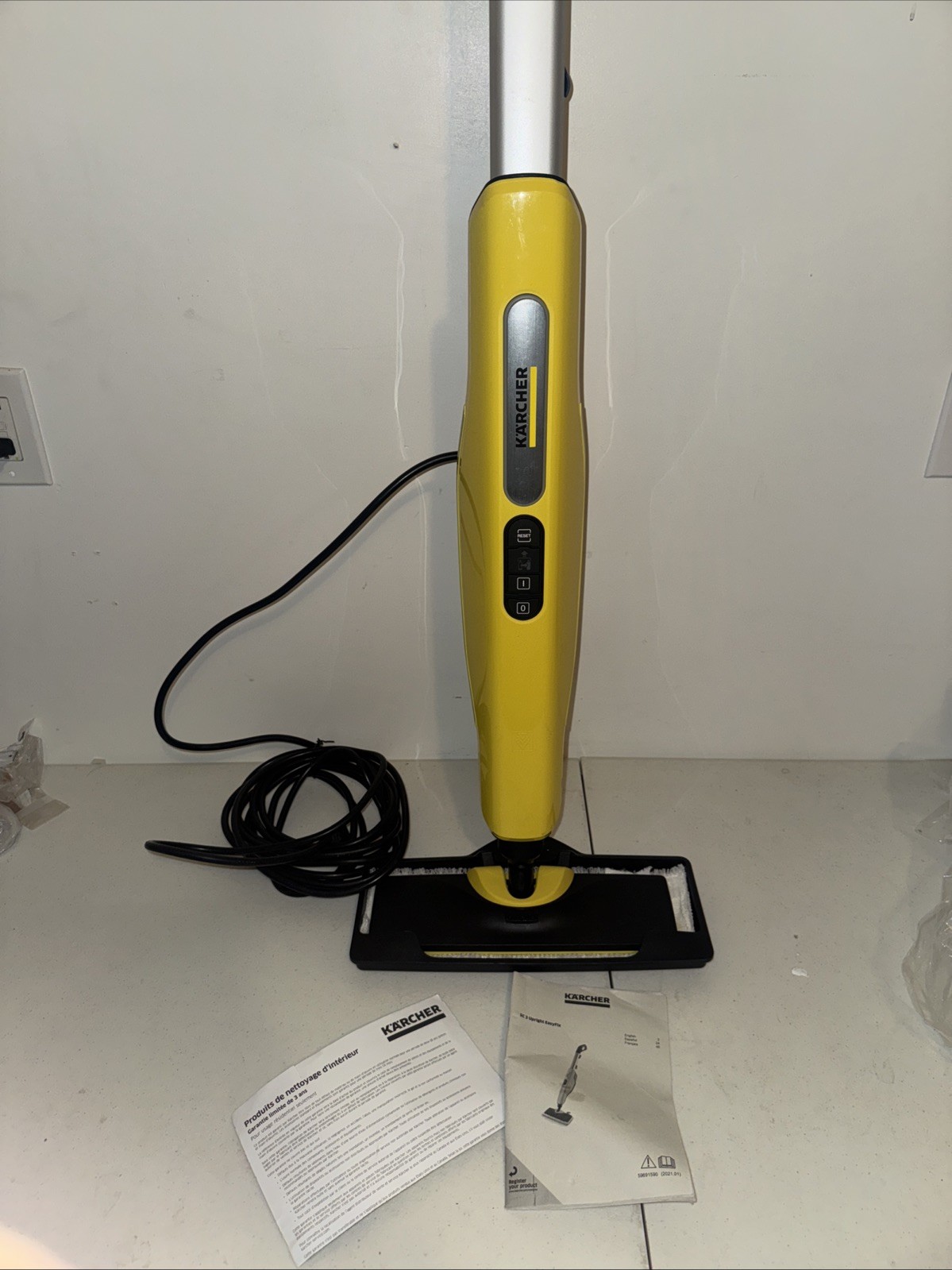 Karcher SC 3 Upright Easy Fix Steam Mop and Cleaner 30sec Heating