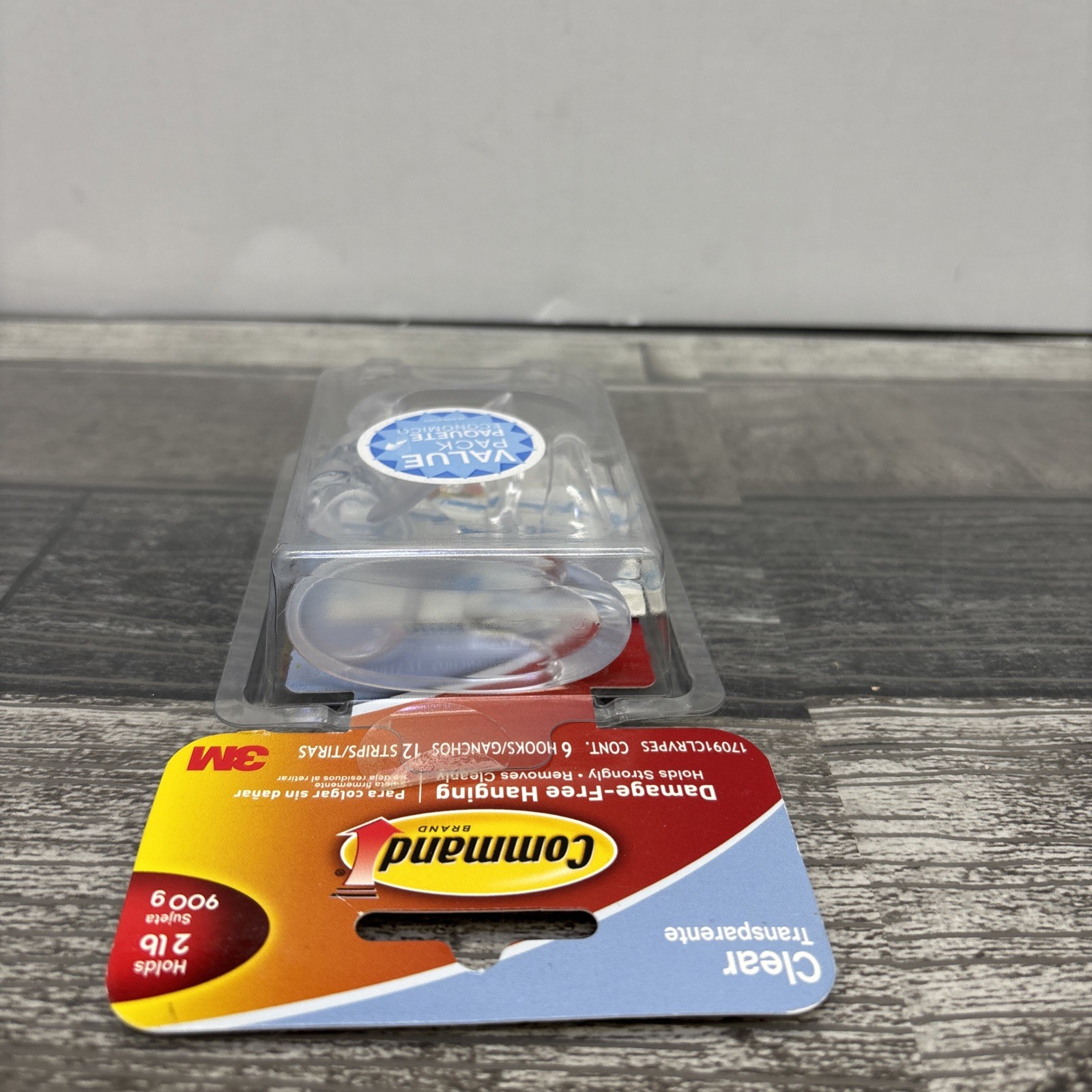 3M Command Clear Medium Hooks, Holds 2 lb, Pack Of 6 Hooks And 12 Strips {54}
