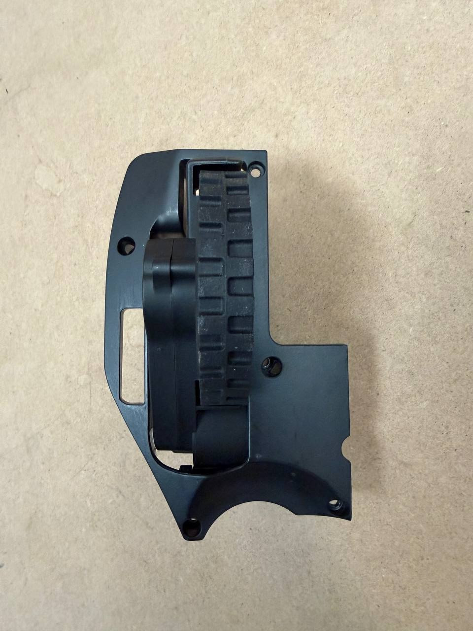 Genuine Shark Robot Left Drive Wheel RV2520AZUS AV2610WA RV2610WACA RV2600WA