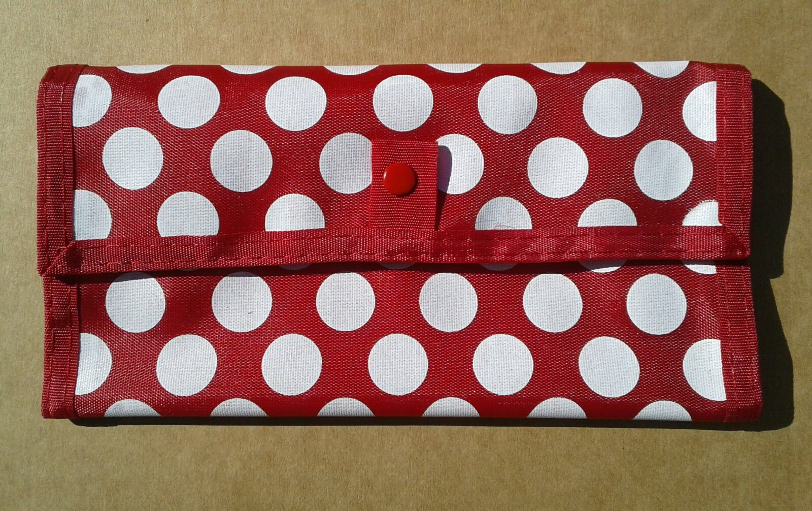 Nice Looking Red with White Polka Dots Hannah Hansen Coupon Organizer **READ**