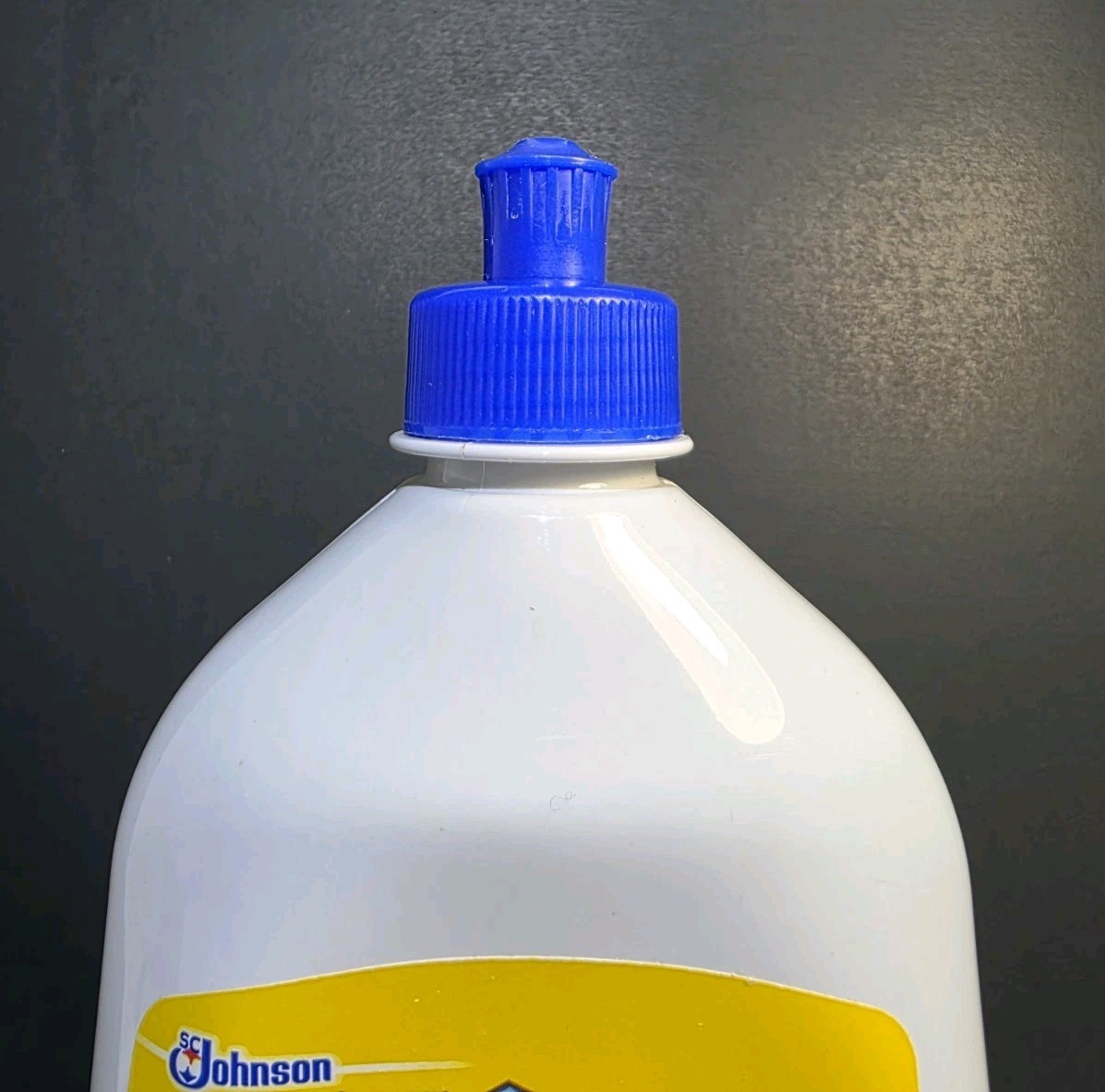 ( 1 ) Pledge Clean It Multisurface Floor Cleaner ~ Rainshower~ 27 fl oz.