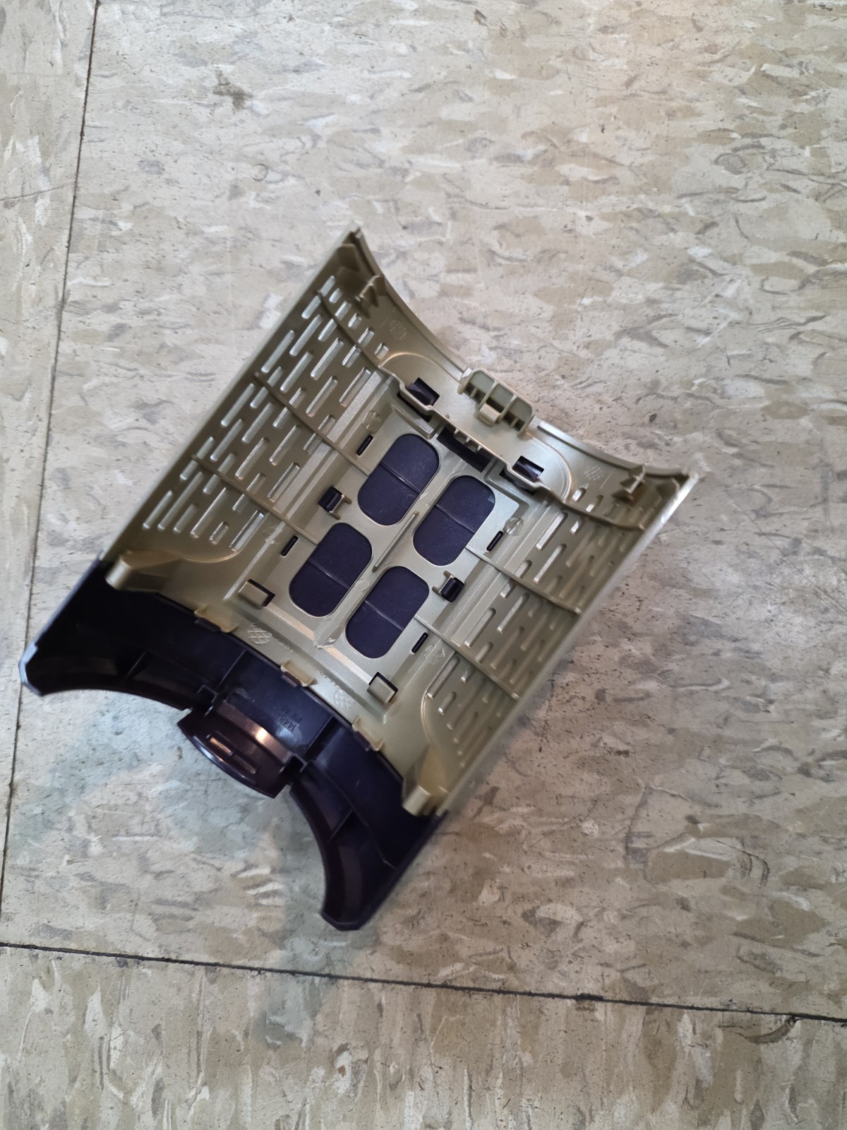 NEW Filter Cover Assembly for Shark HZ4002 POWERDETECT Corded Stick Vacuum