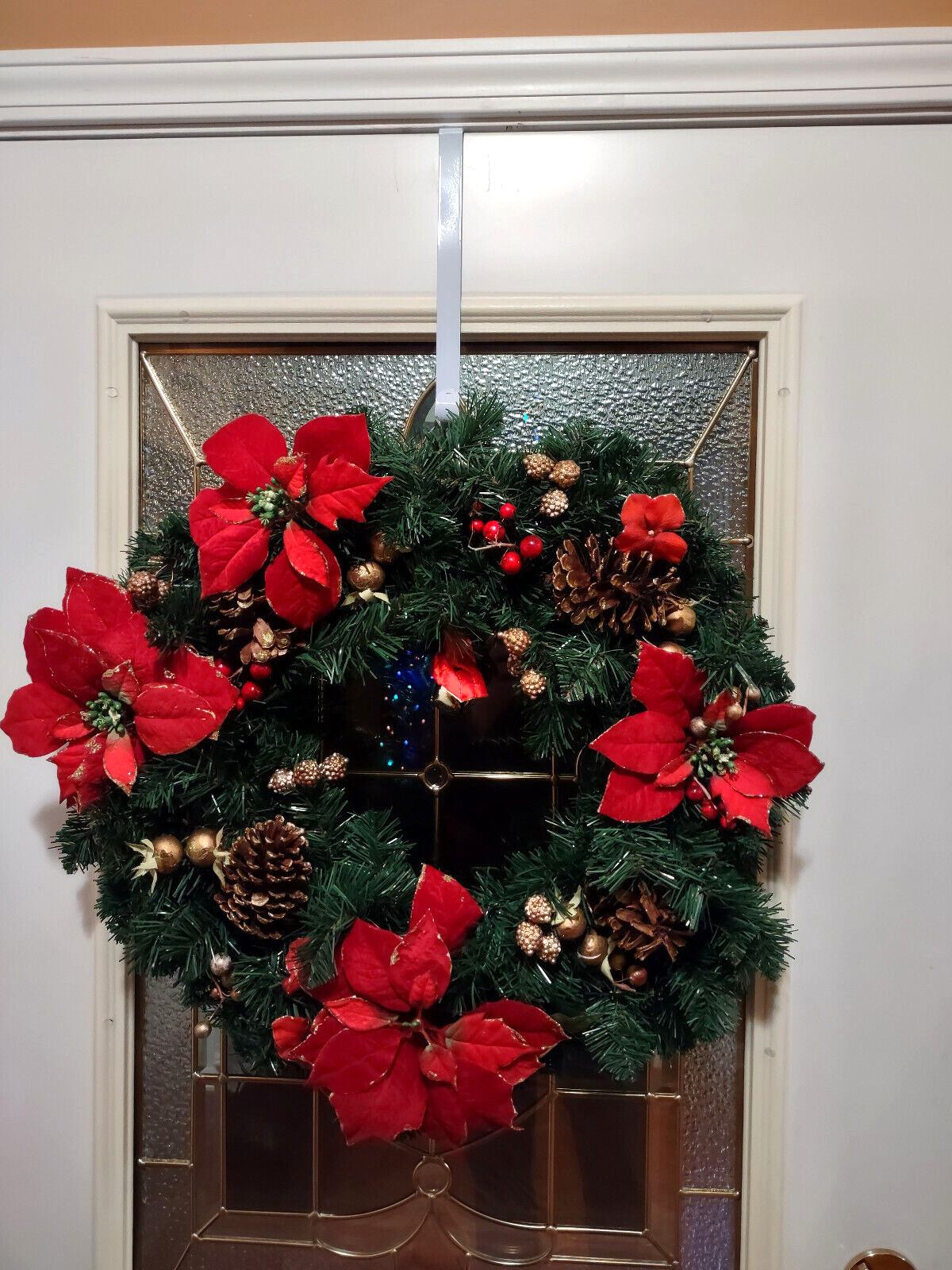 Metal Over the Door Wreath Hanger White 9.5 in Long Up to 2.25 in Door Width