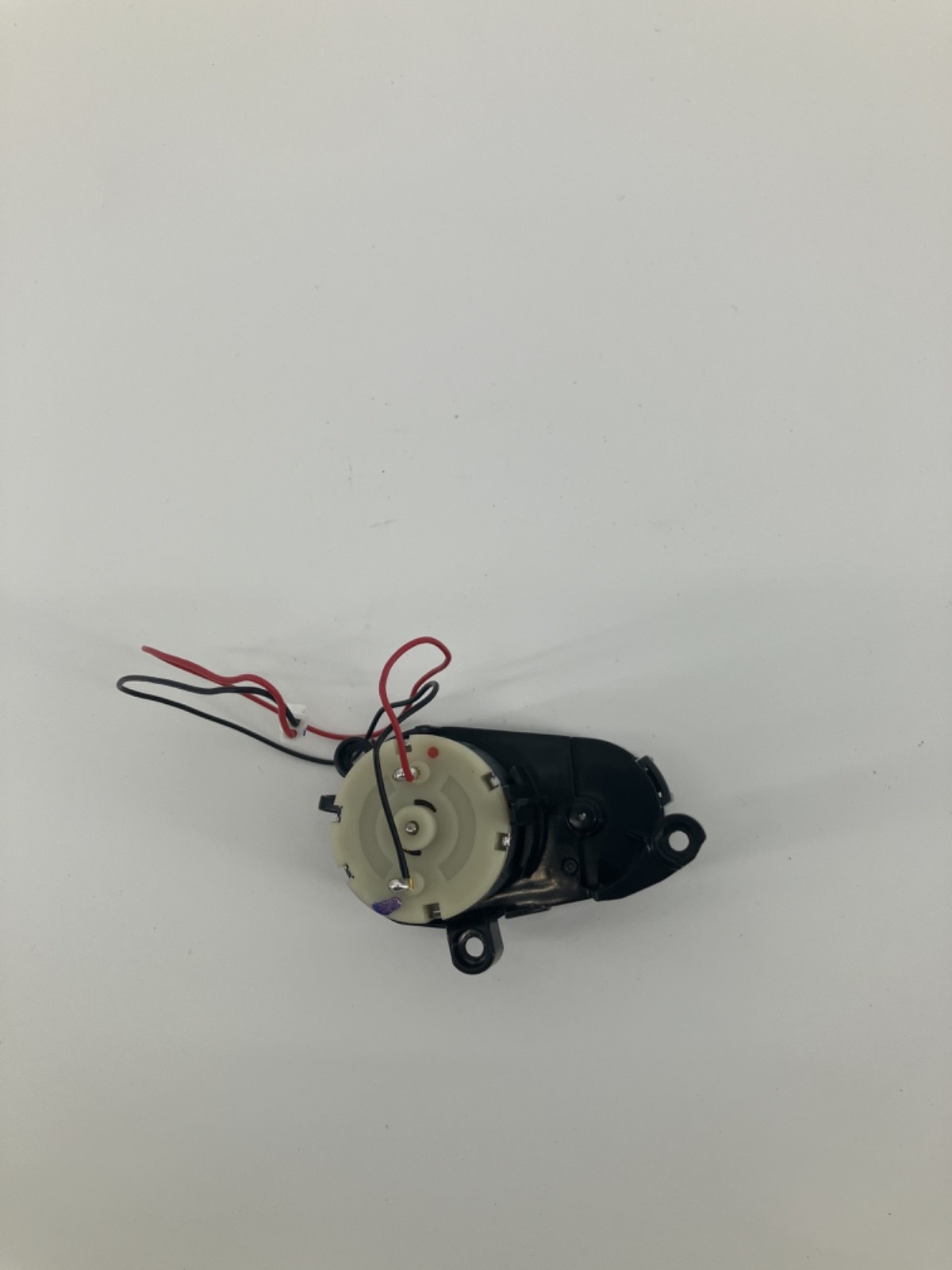 Shark Matrix Robot Vacuum Side Brush Motor UR2450WS OEM Replacement Part
