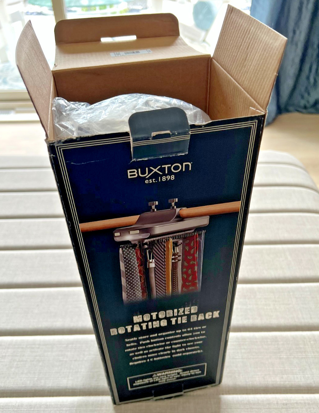 Buxton Motorized Rotating 11″ L x 6″ W x 4″ H Tie Rack New Batteries- TESTED