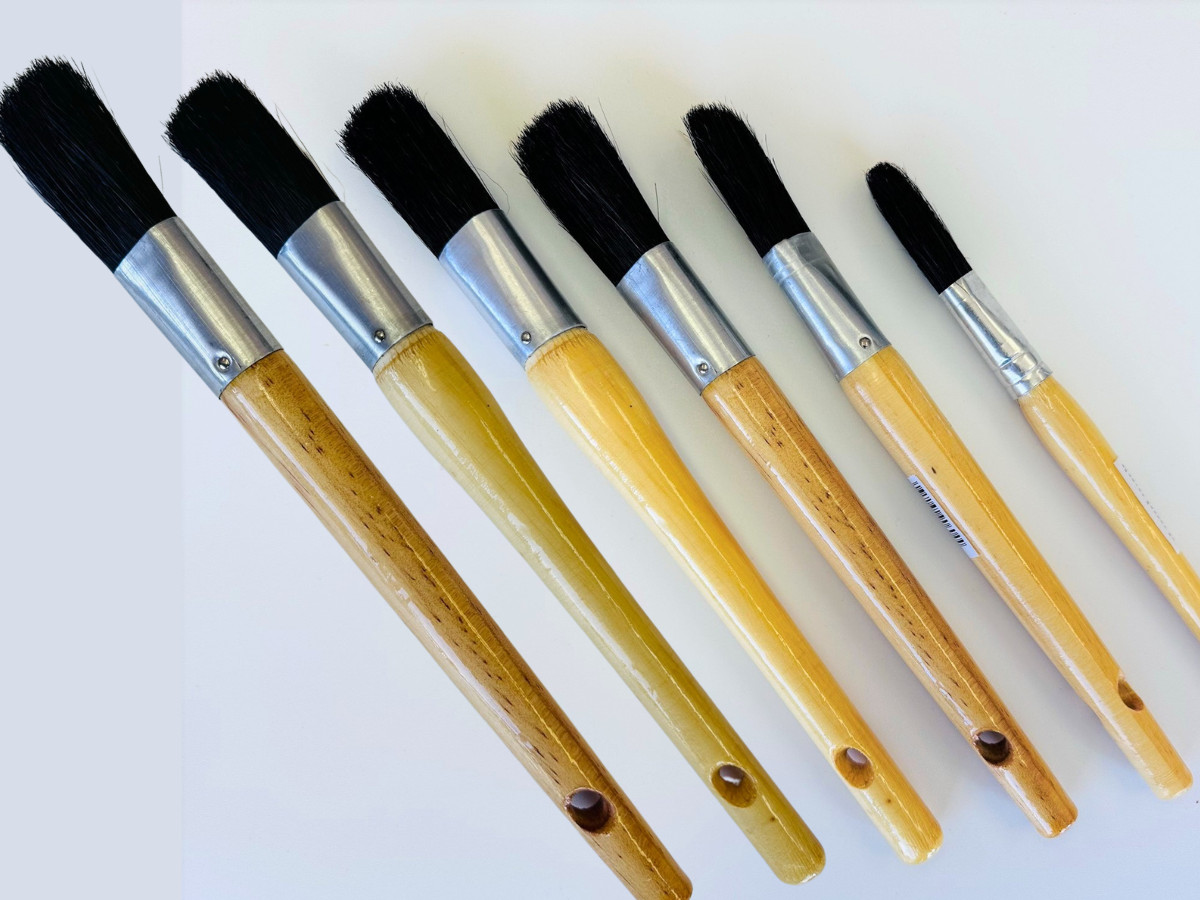Magnolia Brush – Oval Sash Brush
