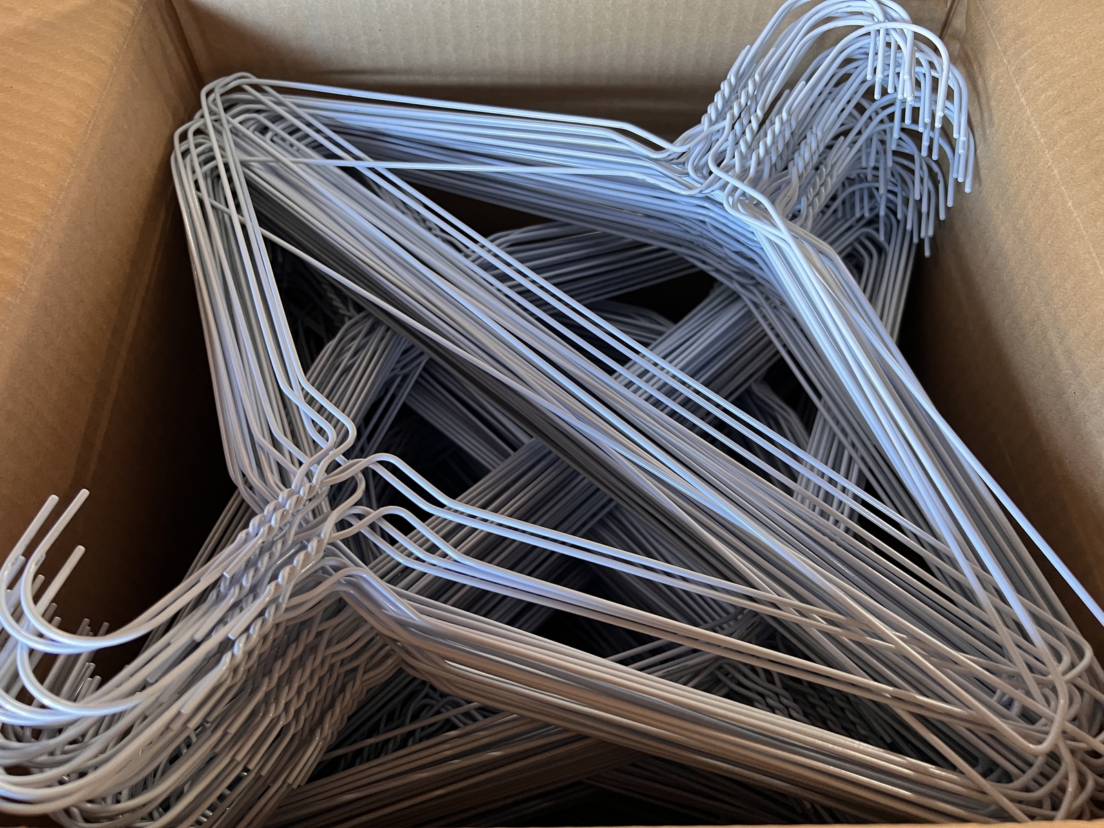 100 (or 500) Heavy Gauge Suit Shirt Wire Hangers 16 Inches White 13 Gauge Hanger