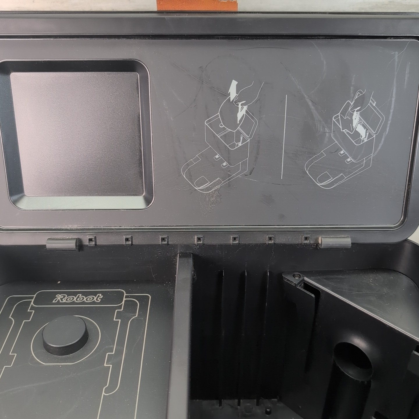 iRobot Clean Base Dirt Disposal Charging Dock ADG-N1 Roomba J7 J8 J6 Works