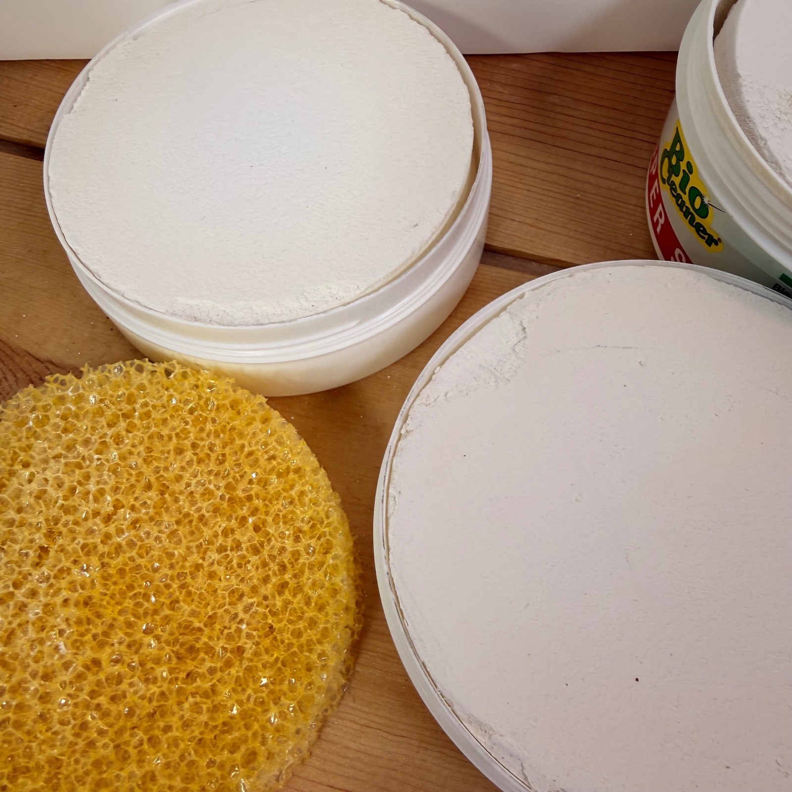 Bio Cleaner All Natural Multi Purpose Cleaner Set 3 Tubs 10.5oz 17.5oz Sponges