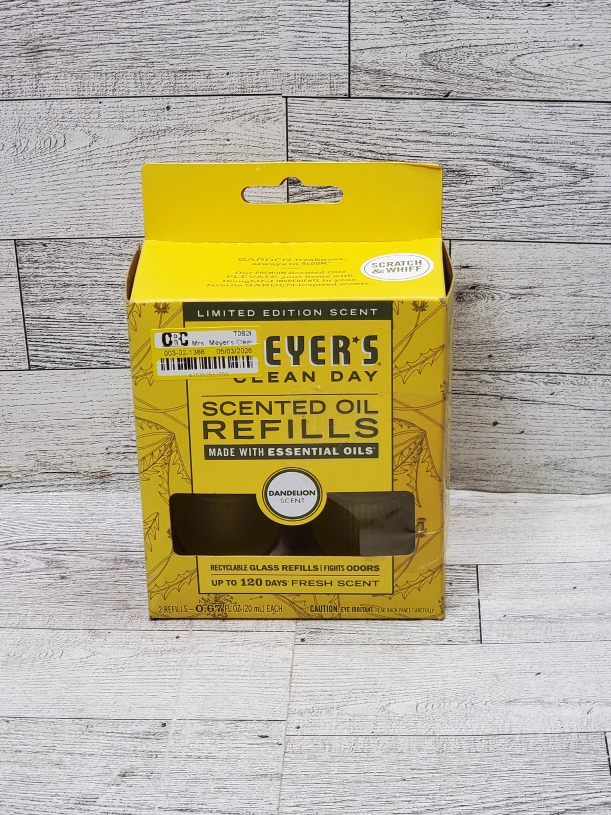 Mrs. Meyer’s Clean Day Scented Oil Air Freshener Refills, Dandelion, 2 pack