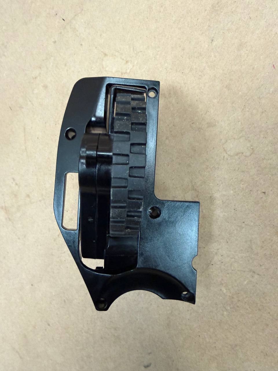 OEM Shark Robot Left Drive Wheel for RV2520AZUS AV2610WA RV2610WACA RV2600WA
