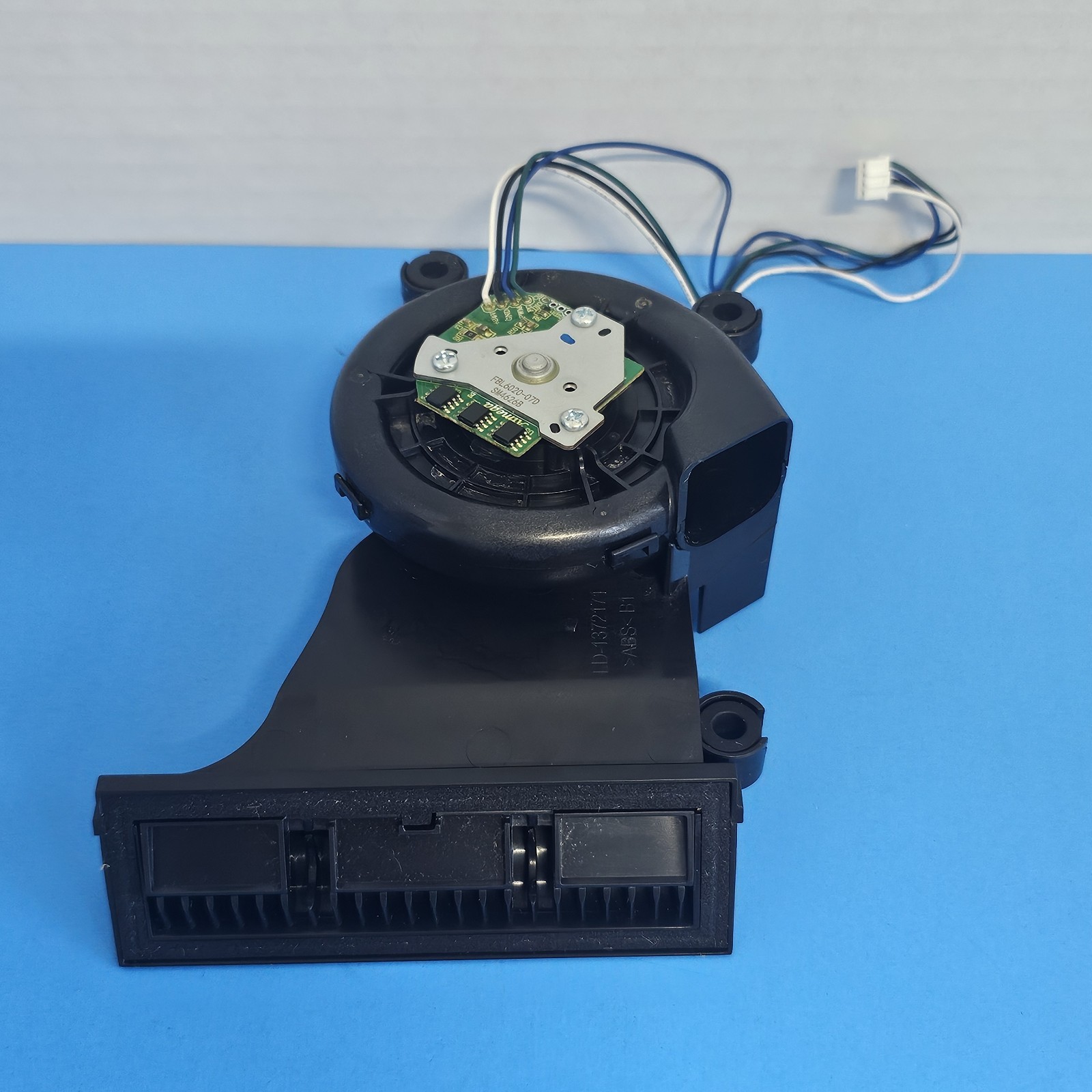 Shark MATRIX Robot Vacuum UR2360EEUS Suction Fan Motor Assembly REPLACEMENT PART