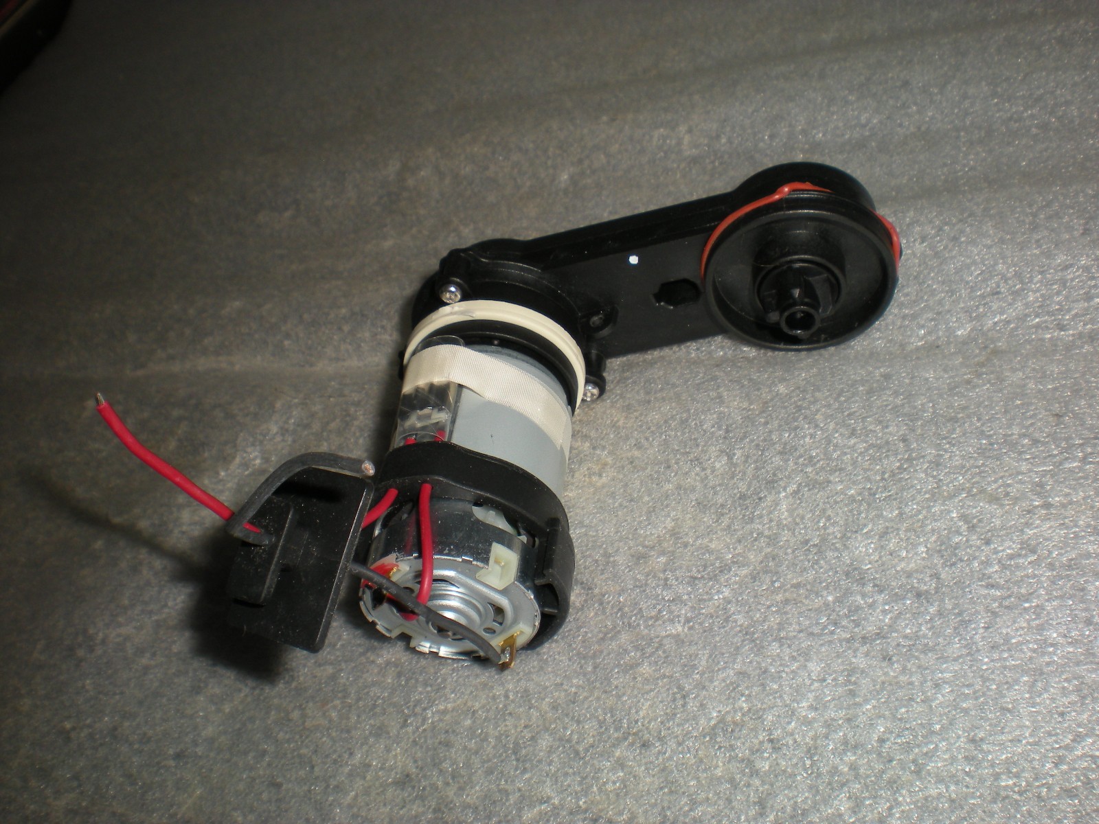 Genuine Bissell 3882 CrossWave OmniForce Vacuum Roller Brush Motor Assembly Part
