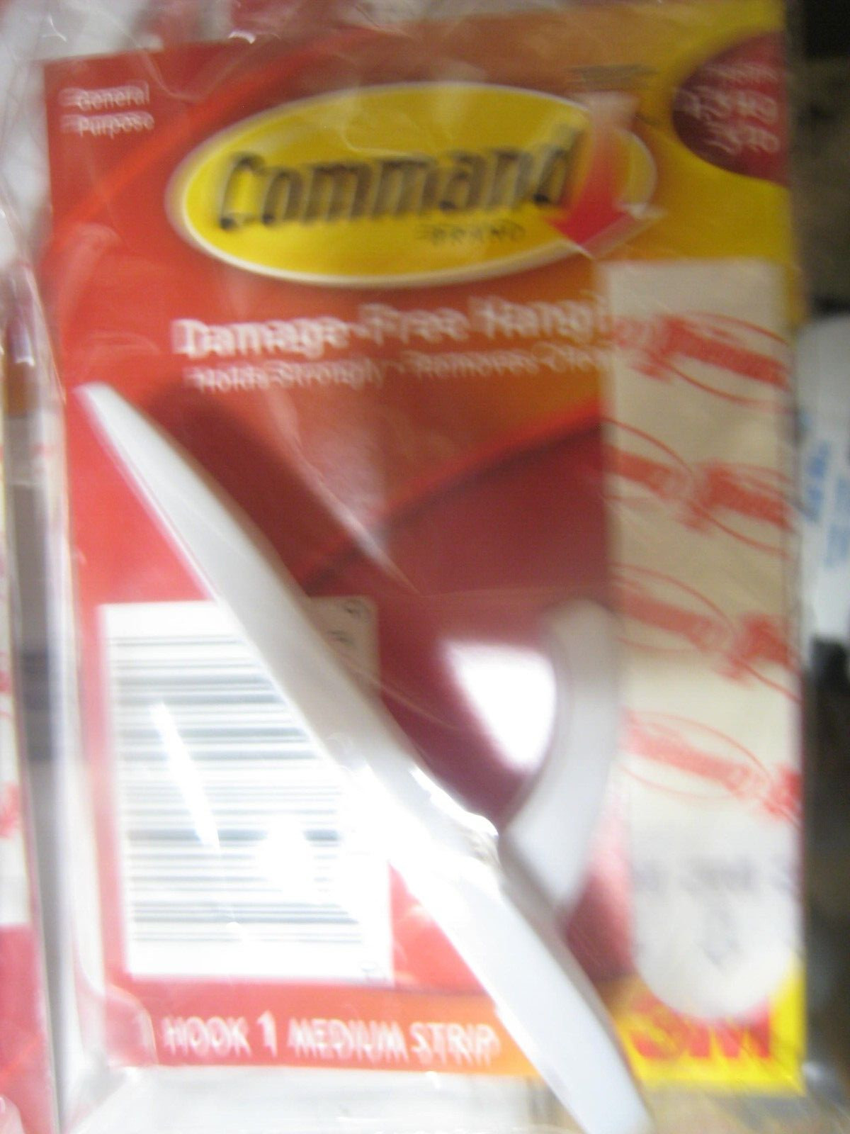 12 yes 12 3M 17000 Command White Damage-Free Utility Hooks Medium 3 lbs Capacity