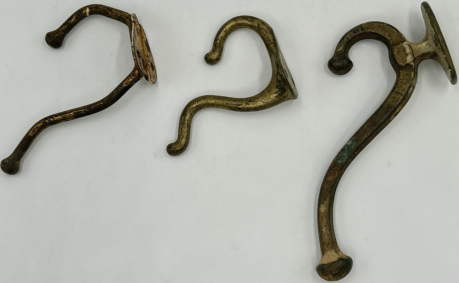 3 Antique Metal Wall Mounted 2 Peg Coat Hooks ~ 2.75″, 3.5″ & 5.5″ Cast Iron