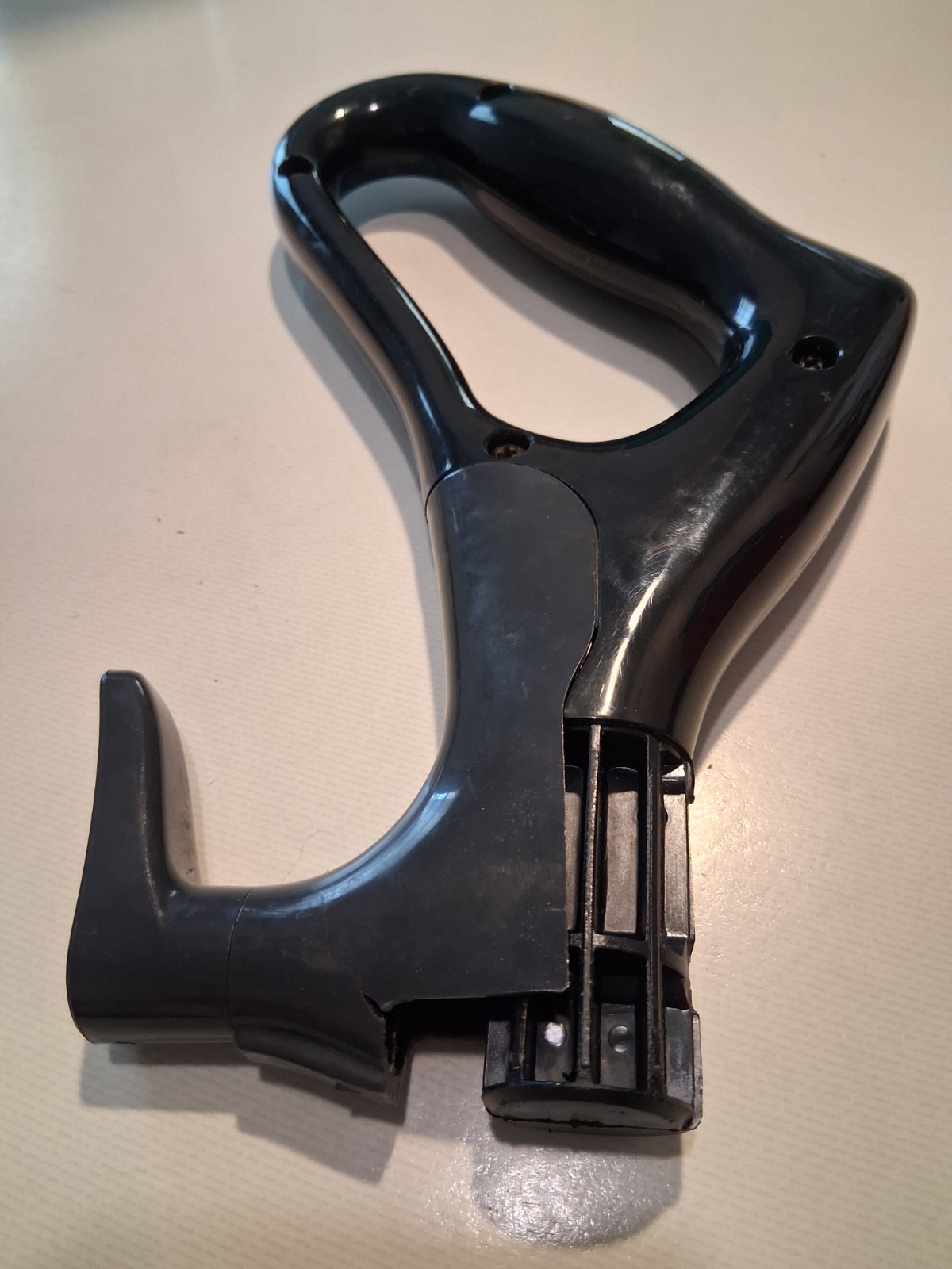 Riccar Supralite RSL5.2 handle with cord. cord hook cracked SEE pictures