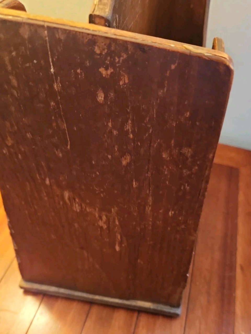 Vtg MCM Cottage Solid Wood Magazine Rack Book Holder 18x14x8 Grannycore Retro