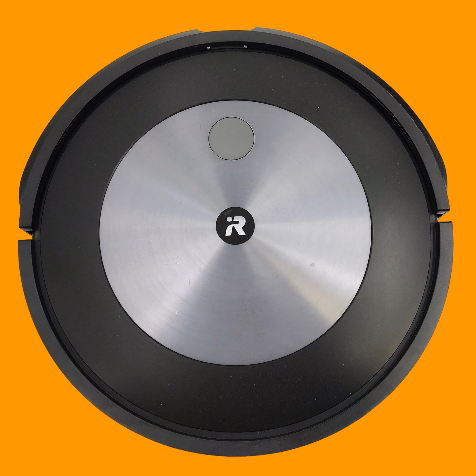 Robot Roomba j7 Vacuum Cleaning Robot w/ Auto disposal Charging Base ADG-N1