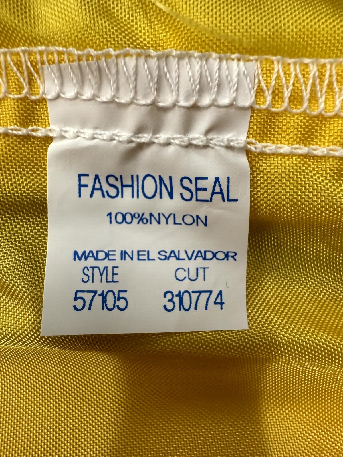Jumbo Heavy Duty Yellow Nylon Laundry Bag Drawstring Closure 30×40