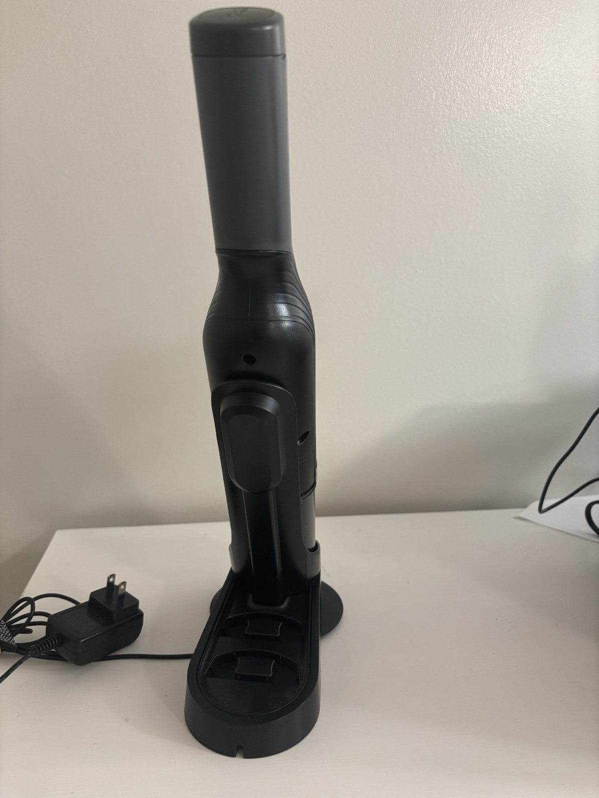 Shark WV201 Grey Handheld Vacuum Cleaner (No attachments)
