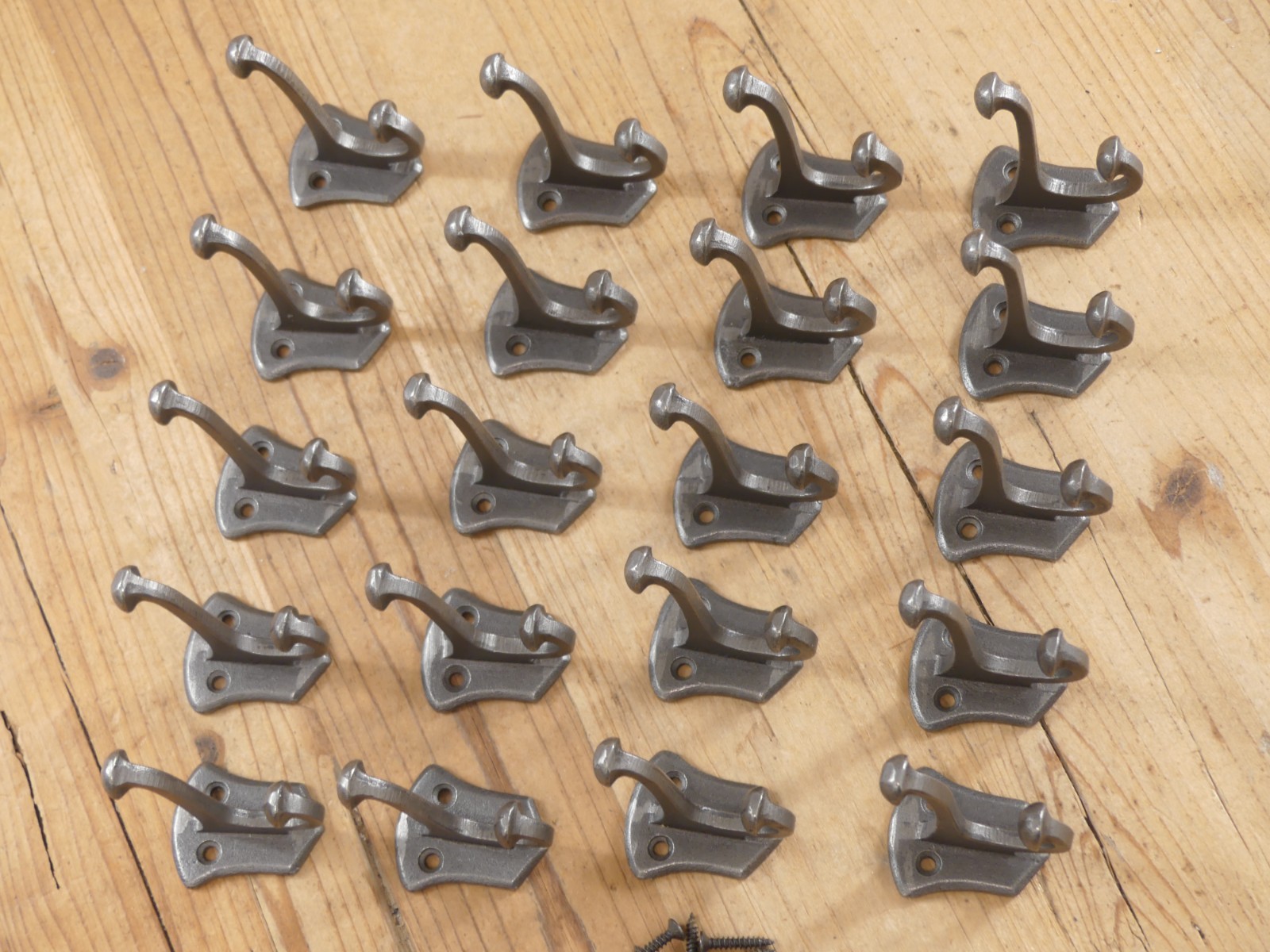 20 PCS Cast Iron Vintage Style Coat Hooks Hat Hook Rack Hall Tree Forged Silver