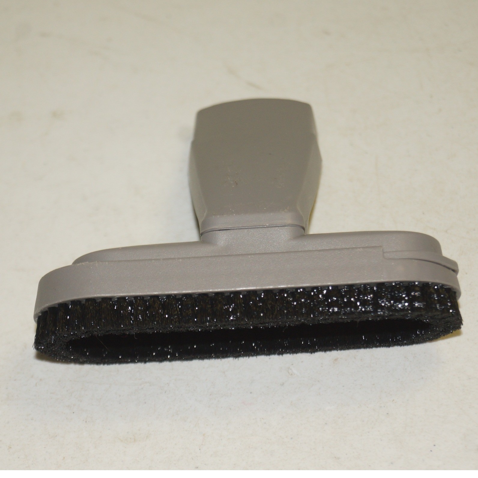 Electrolux Vacuum Dusting Brush Attachment Tool Gray Black Bristles FV9775