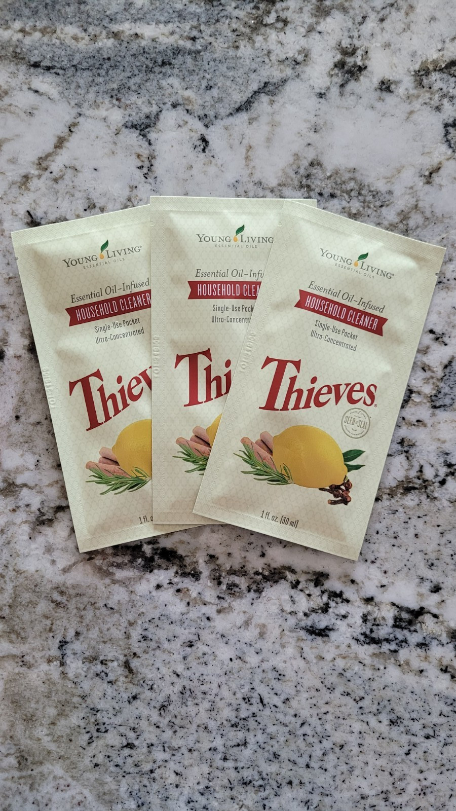 Young Living Essential Oils ~ Thieves Household Cleaner Packet x3 1 fl oz each