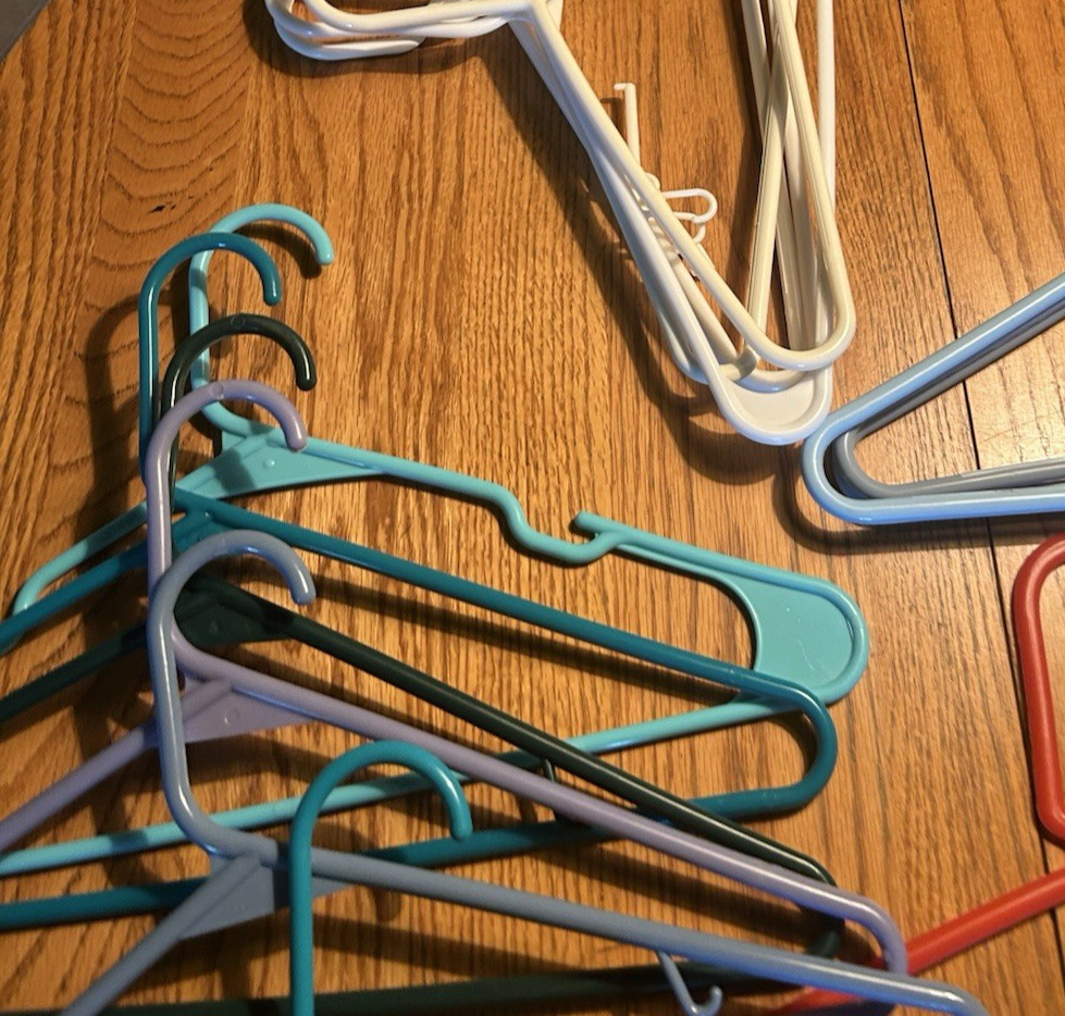 24 Lot – Big Box USED Hangers- Multi Color – One Size – Various Types – 7 Felt