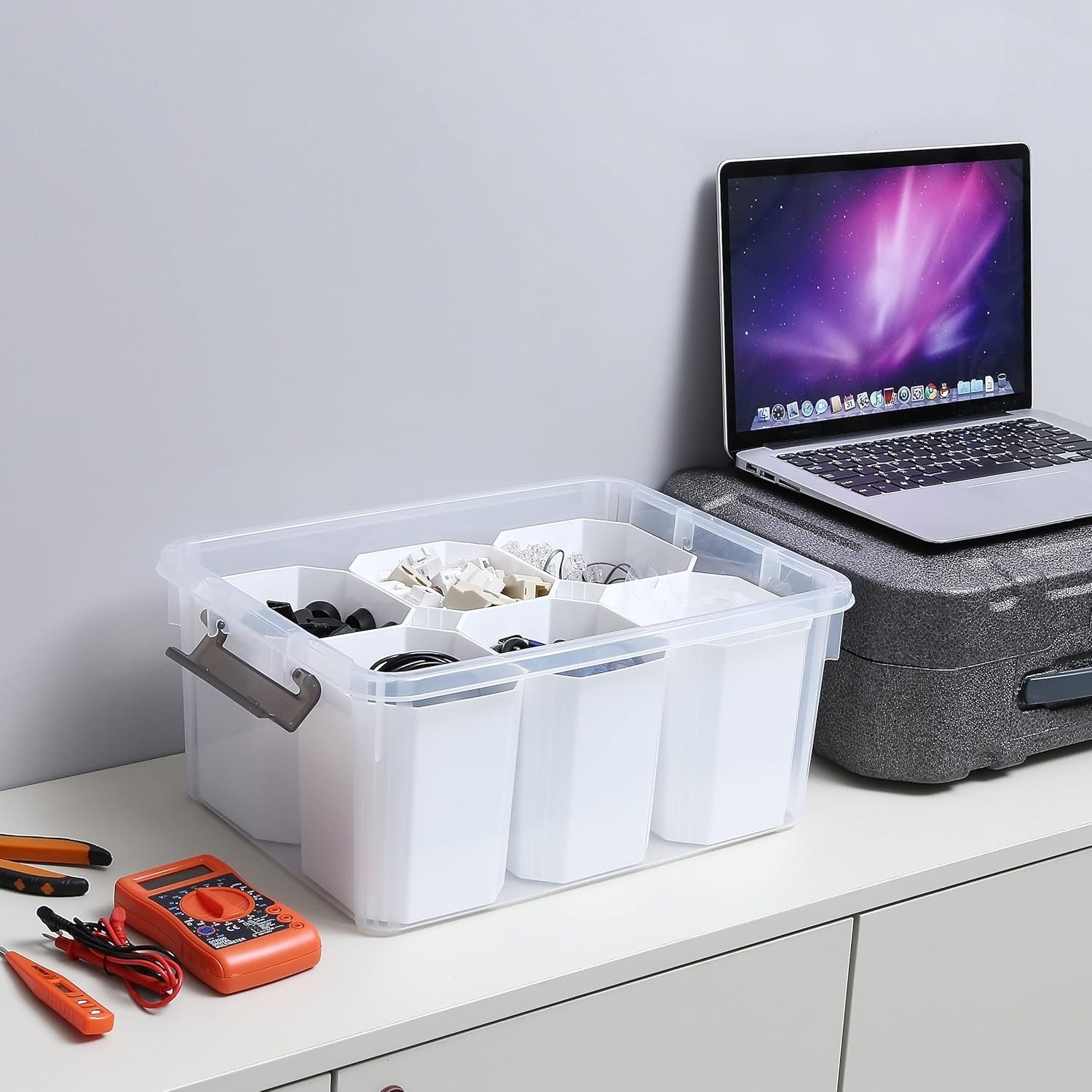Multipurpose 17 QT Shatterproof Storage Container with Customizable Inserts