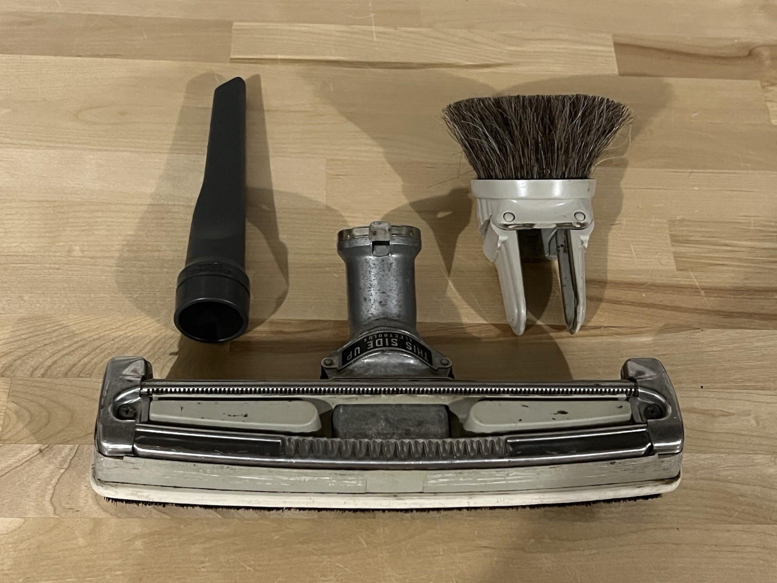 Electrolux Canister Vacuum Upholstery Brush Hard Floor Rug Flip Attachment Set