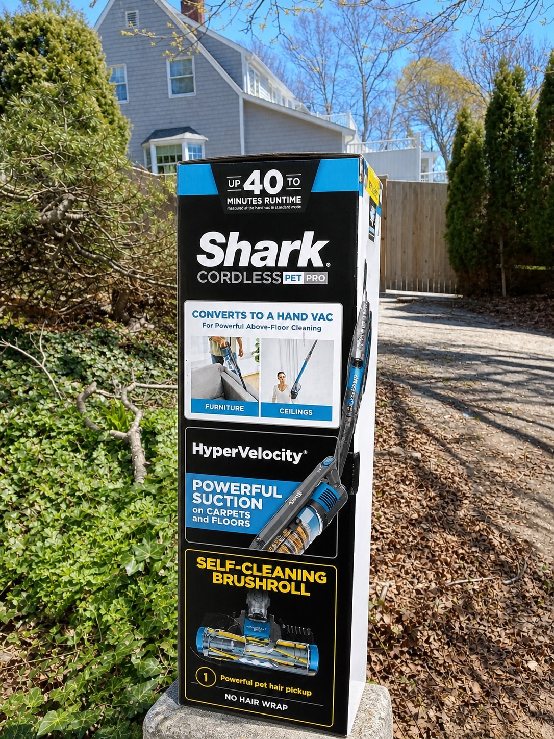 Shark Cordless Pet Pro Vacuum IX141 NEW In Box Powerful Lightweight