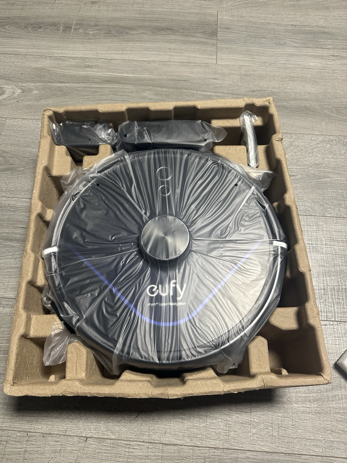 eufy RoboVac LR20 3000Pa Robotic Vacuum Laser Nav App Control Alexa Black