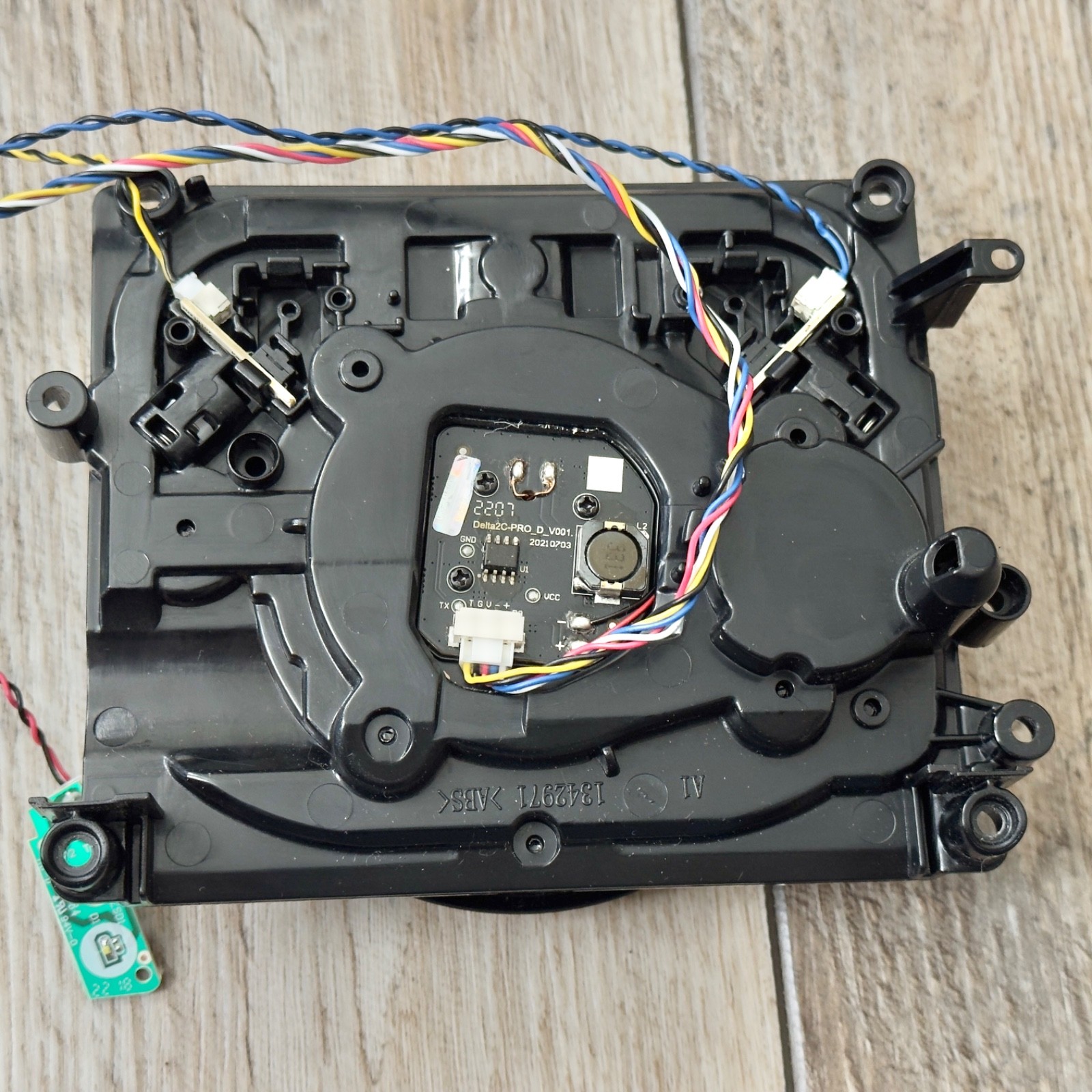 OEM Shark AV2610BFUS AI Ultra Robot Lidar Laser Tested