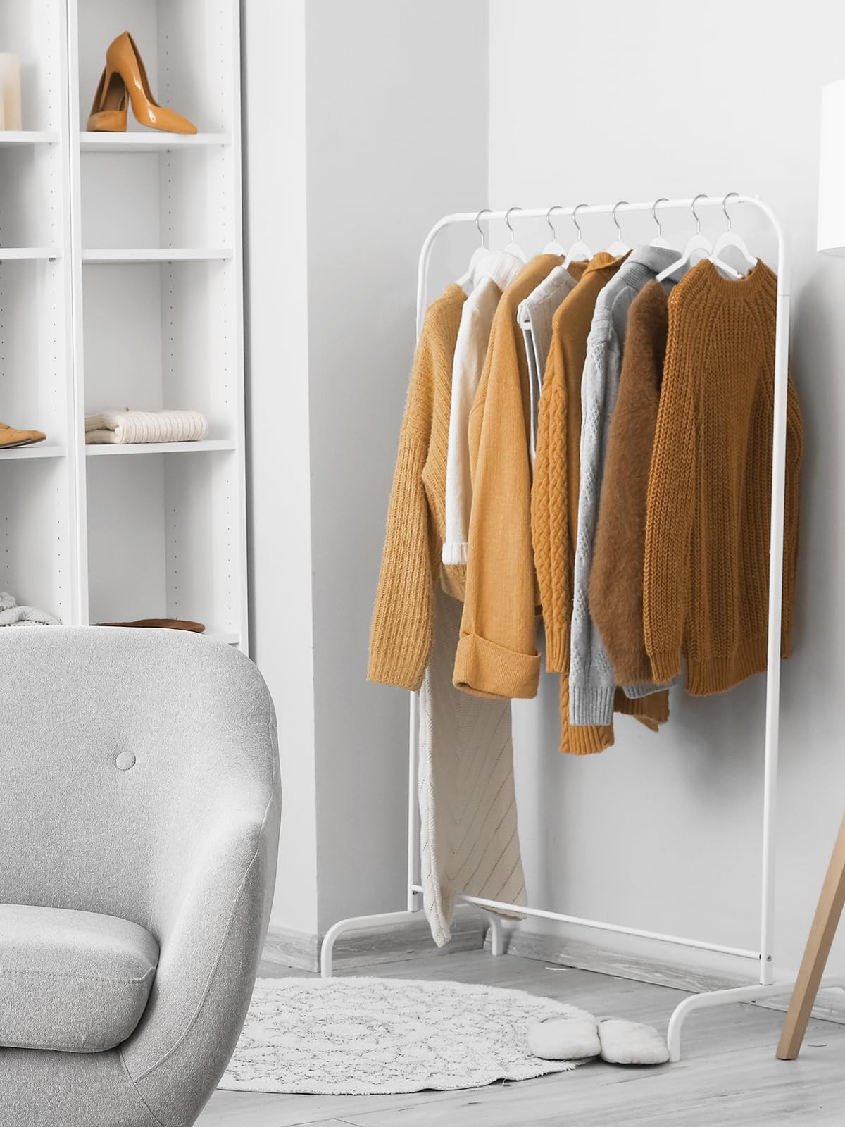 Plastic Hangers 50 Pack Thin Clothes Hangers Heavy Duty | Durable | Lightweight