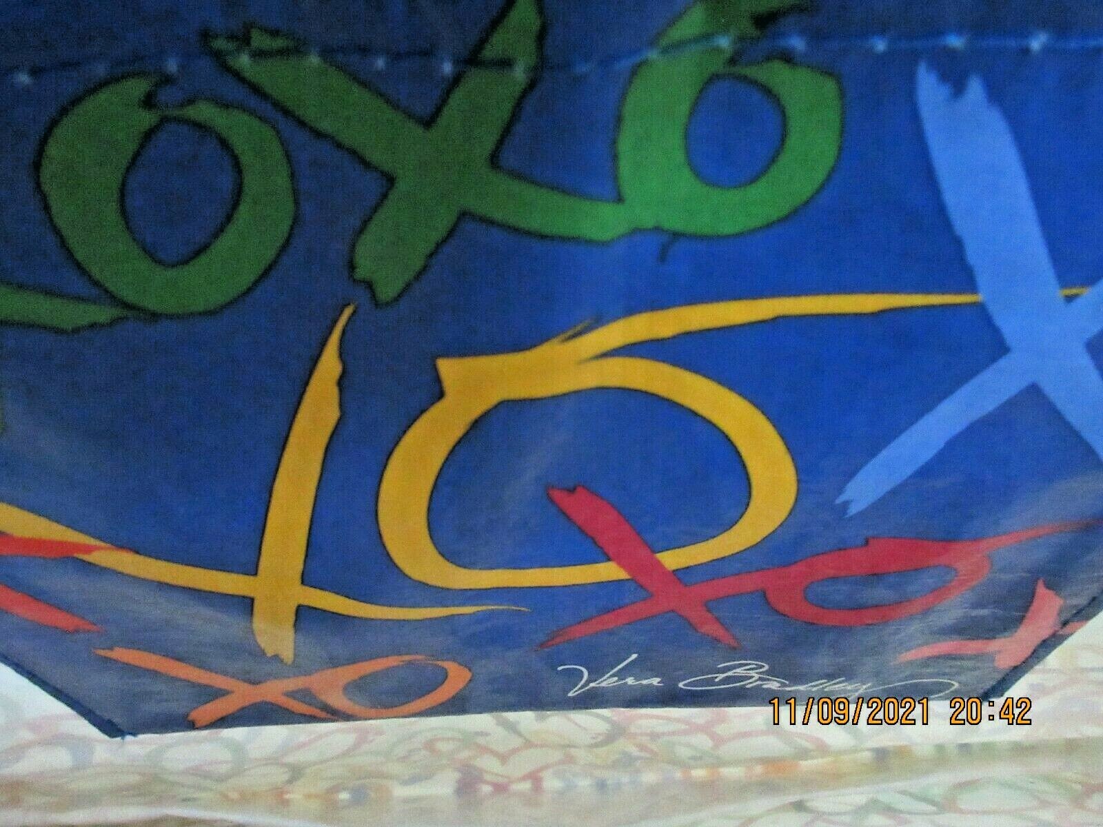VERA BRADLEY MARKET TOTE (POP ART) (RETIRED)