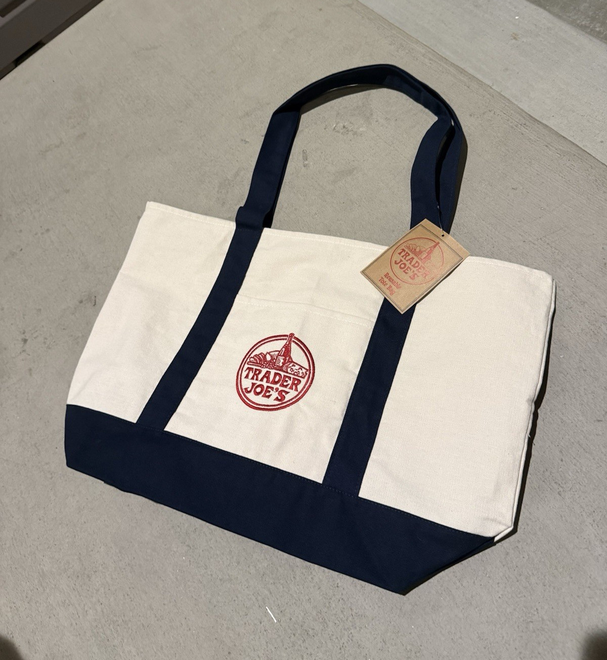 Trader Joe’s Reusable Tote Bag Large White/Navy Cotton/Polyester 20 in