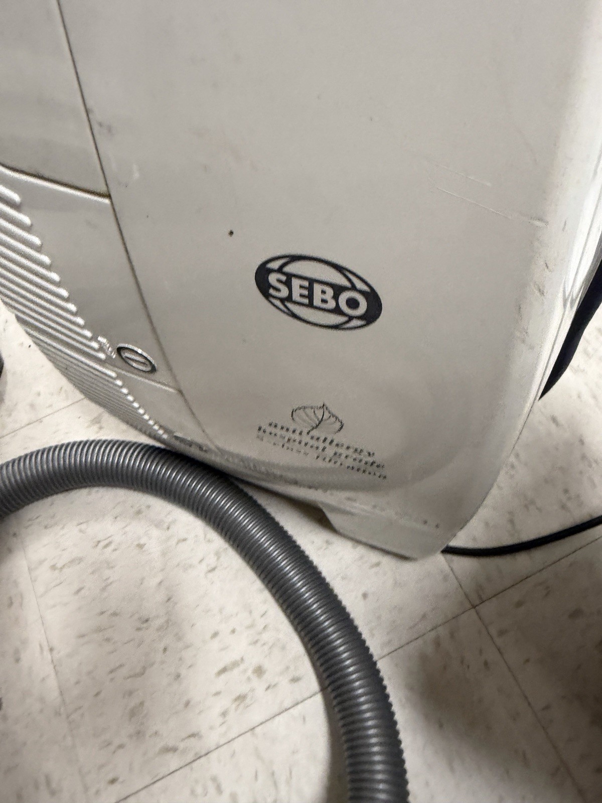 SEBO C3.1 Air Belt Hospital Grade Canister Vacuum w/ Want Floor Nozzle