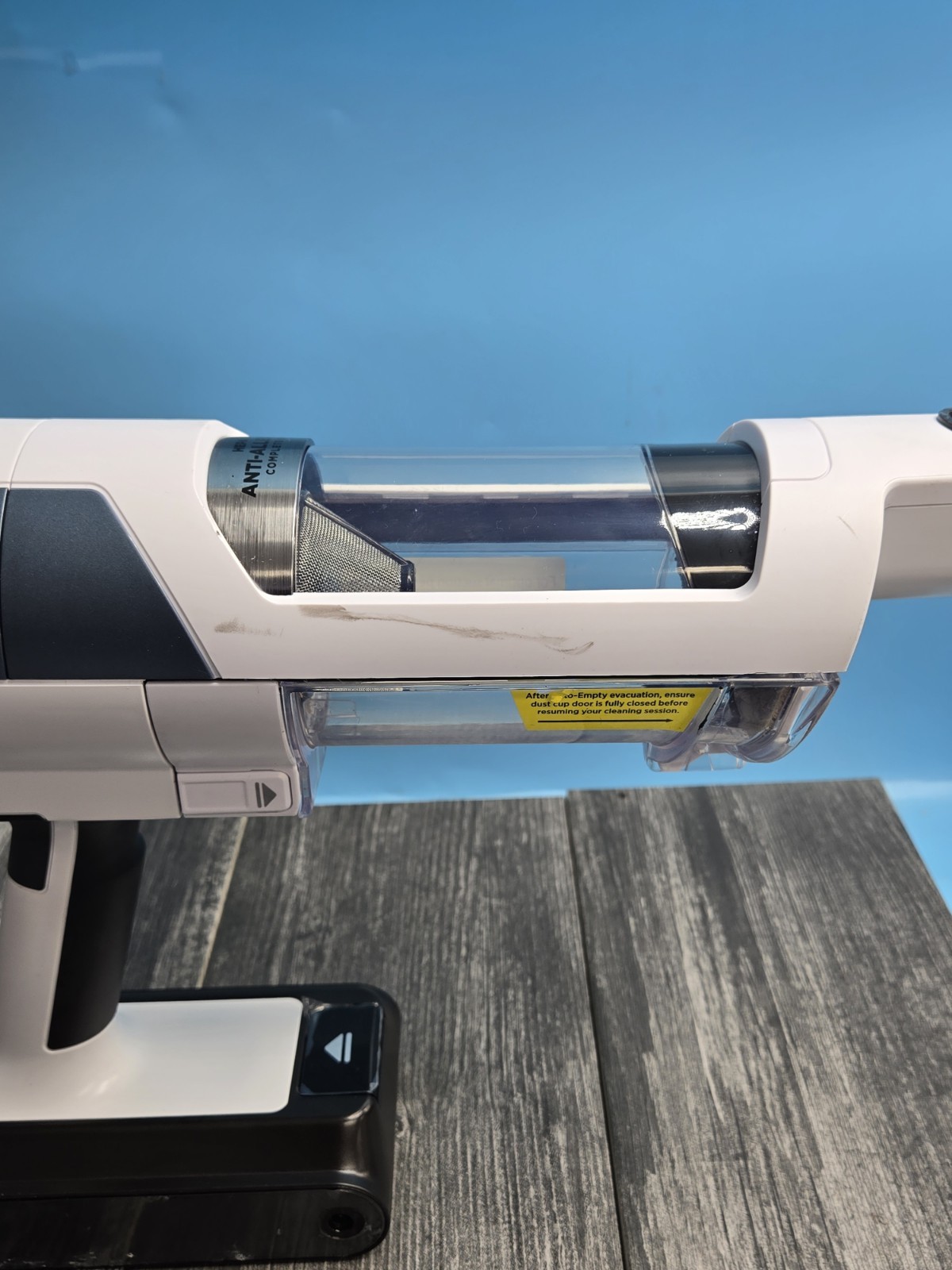 Shark IW4625 Detect Pro Auto-Empty System – Lightweight Cordless Stick Vacuum