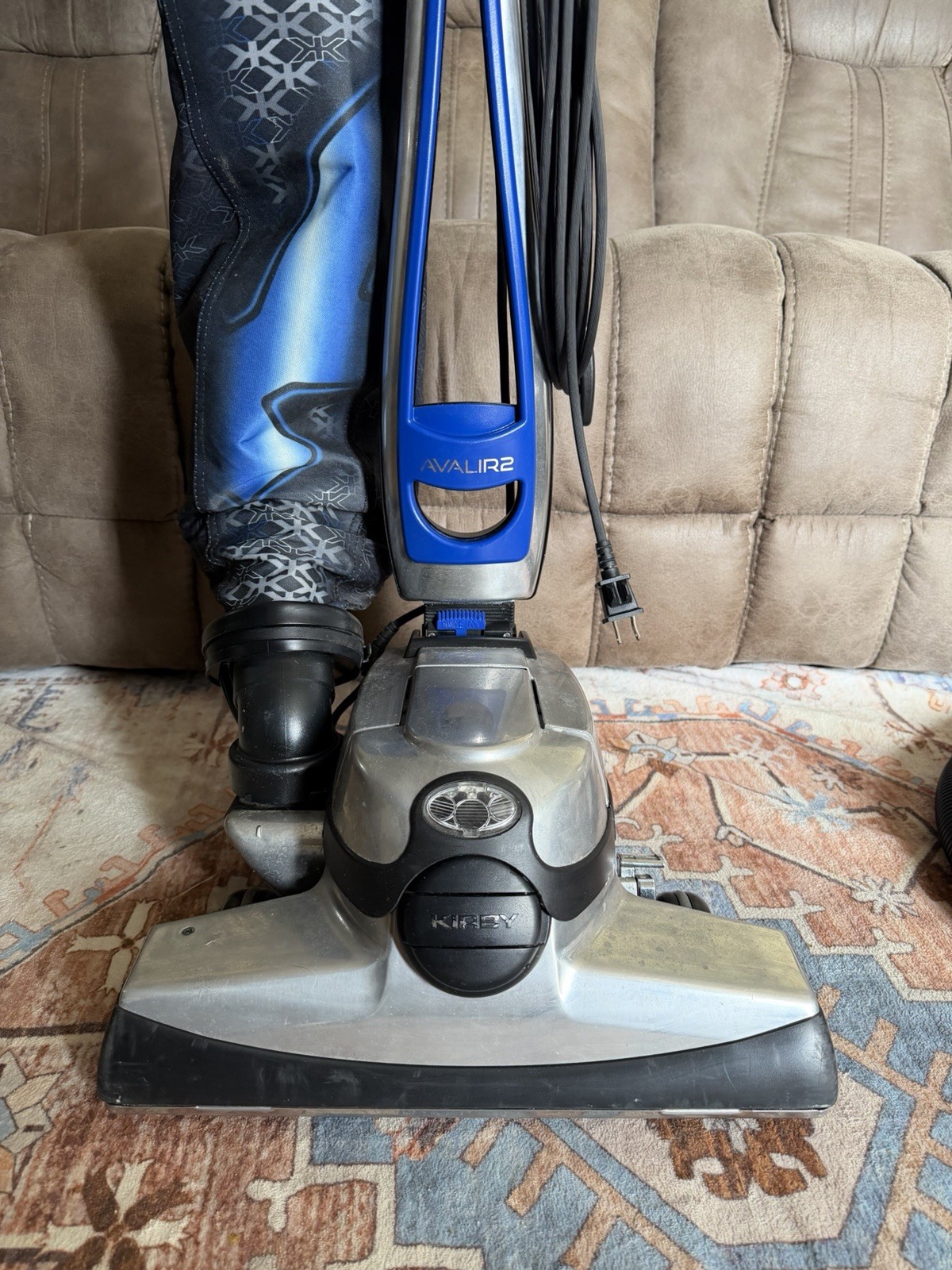 Kirby Avalir 2 Corded Bagged Upright Vacuum w/ Hose Nozzle Extension Wand
