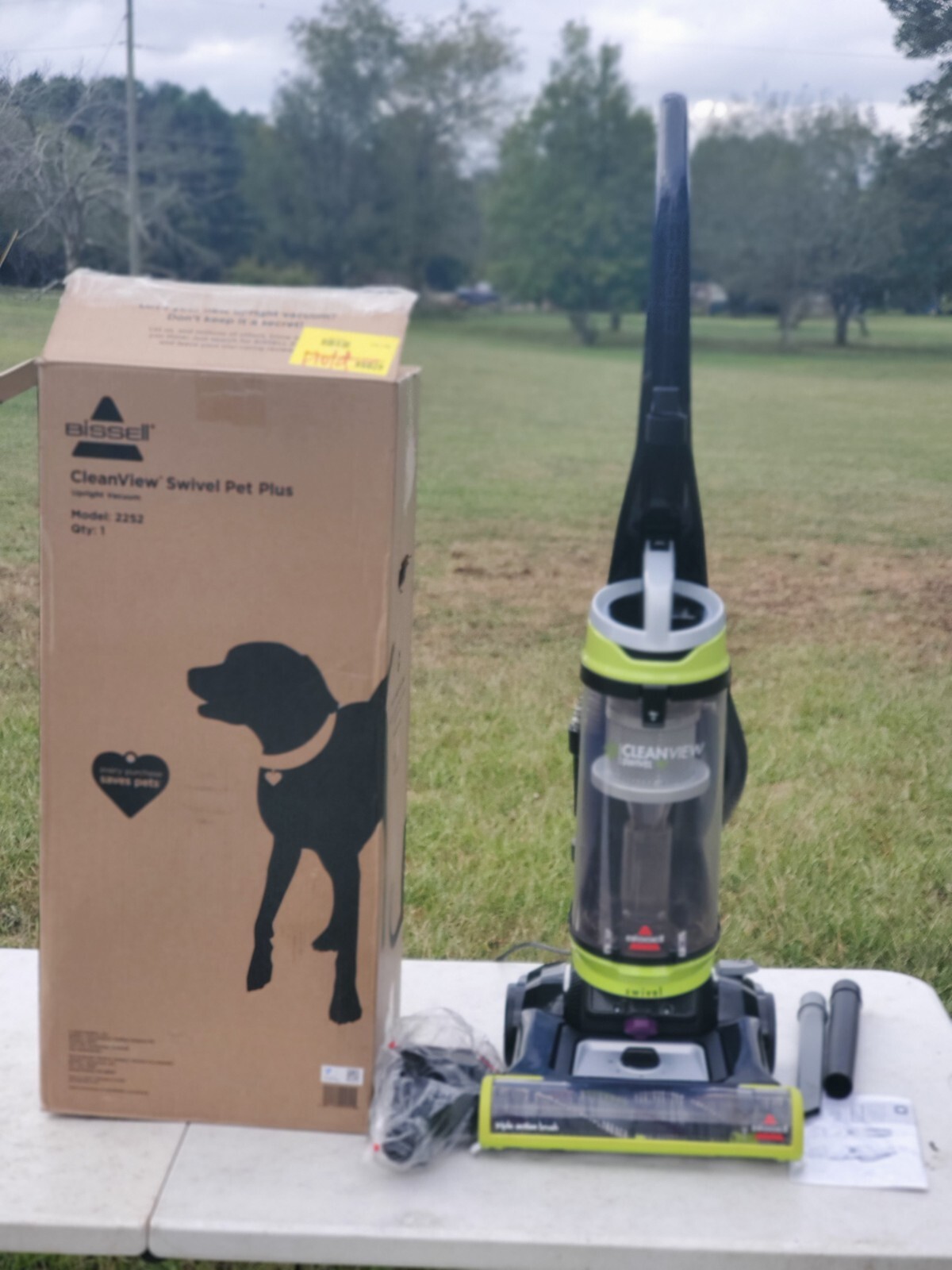 Bissell CleanView Swivel Pet Plus Model 2252