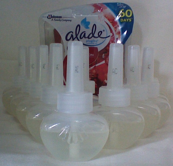 100 Glade Plugins Scented Oil Warmer Refills Apple Cinnamon Holiday No Box Air