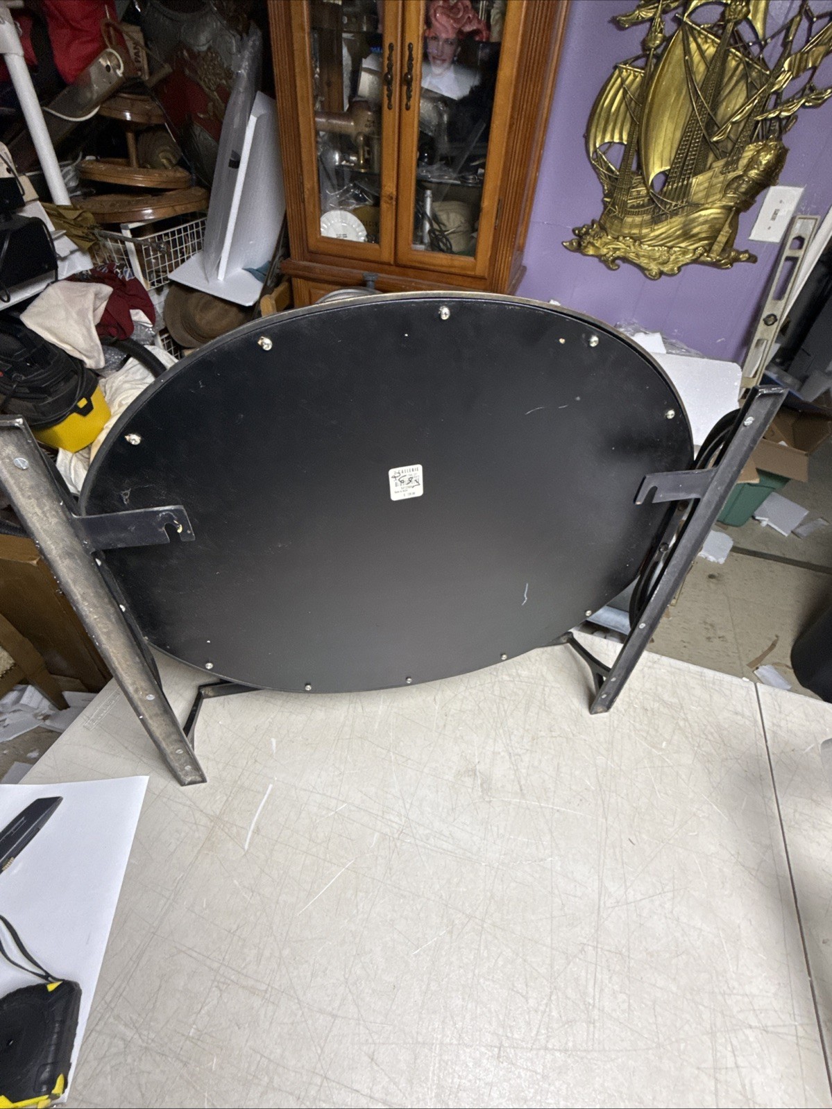 Mirror Oval 23″ W/Hooks Dark Bronze By Z GALLERIE.