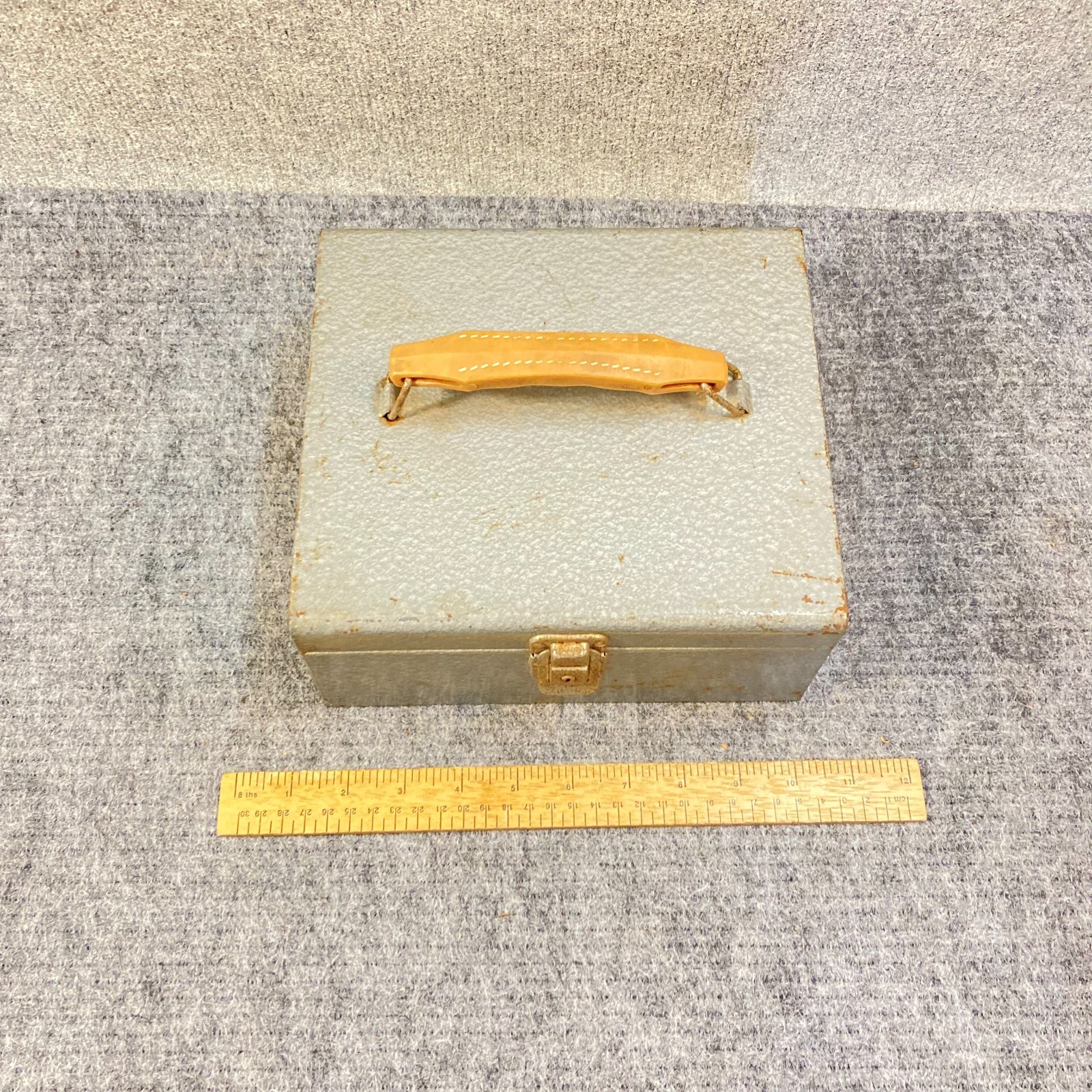Metal Cash Box Metal Storage Box w/ Handle 8″ x 9″ x 3 3/4″